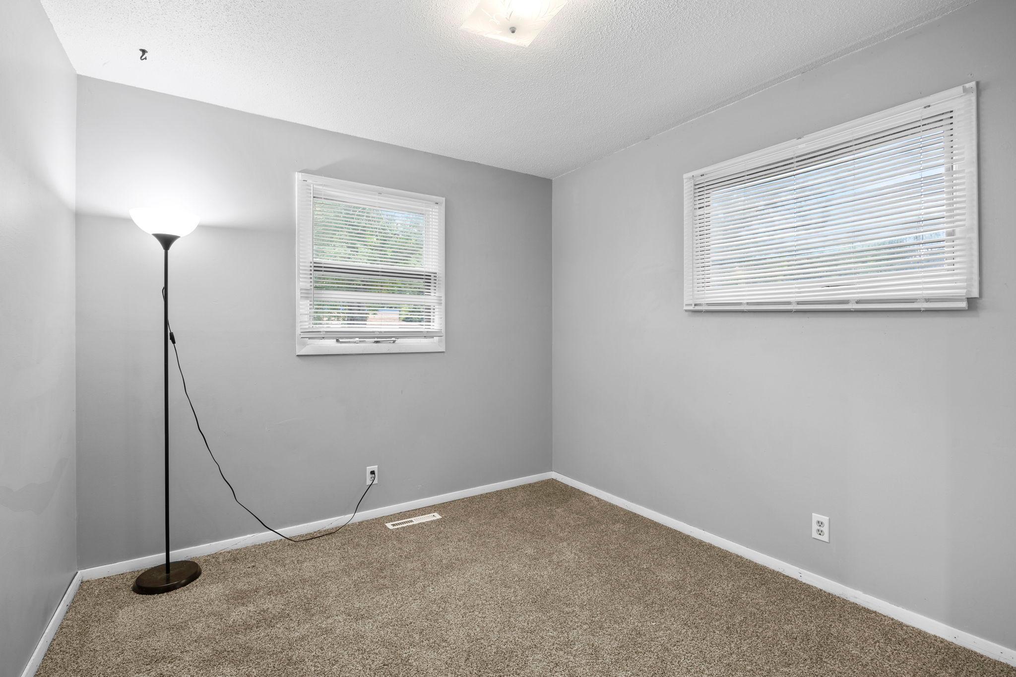 90 10th Street Se Property Photo 21