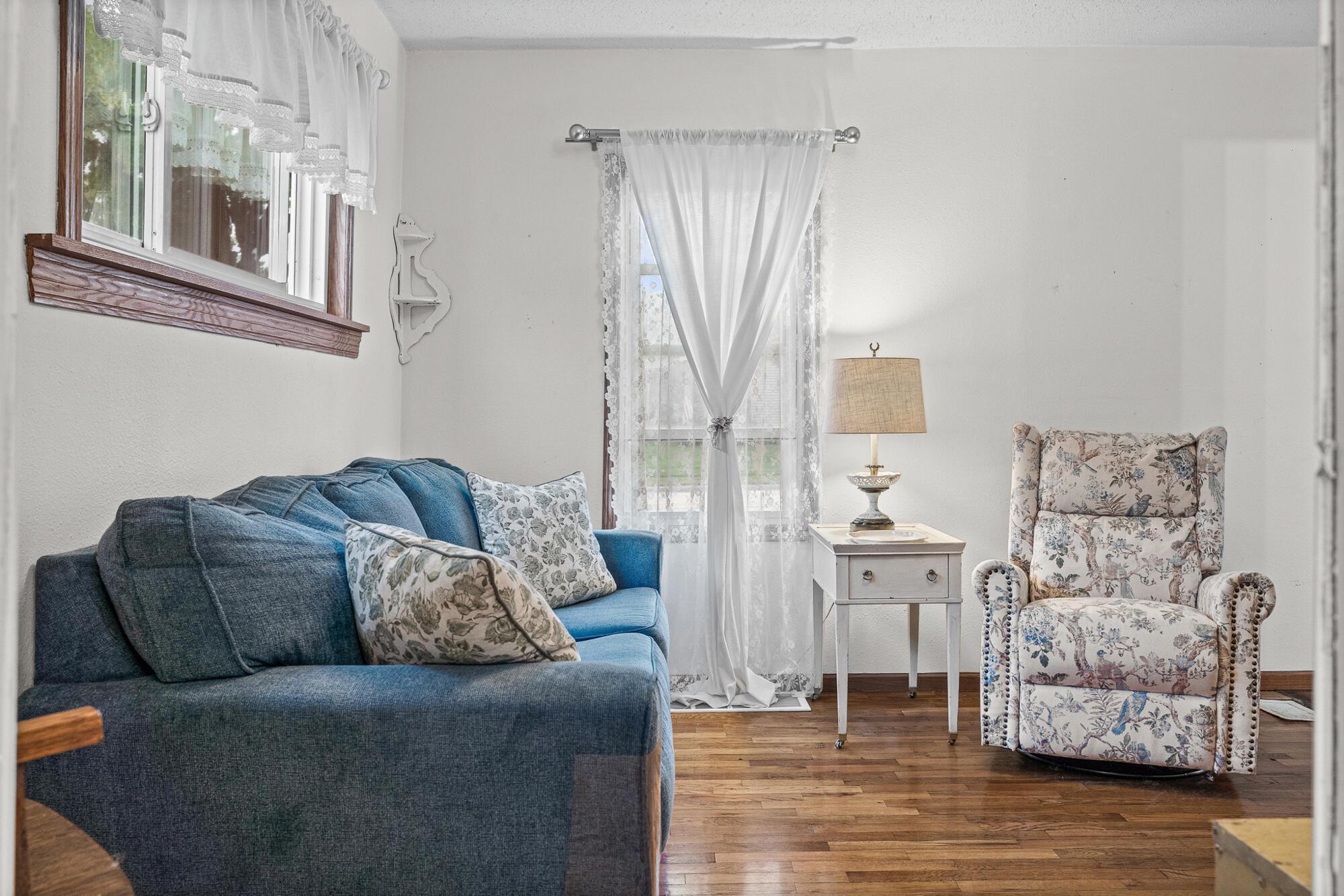 36 S Elm Street Property Photo 19