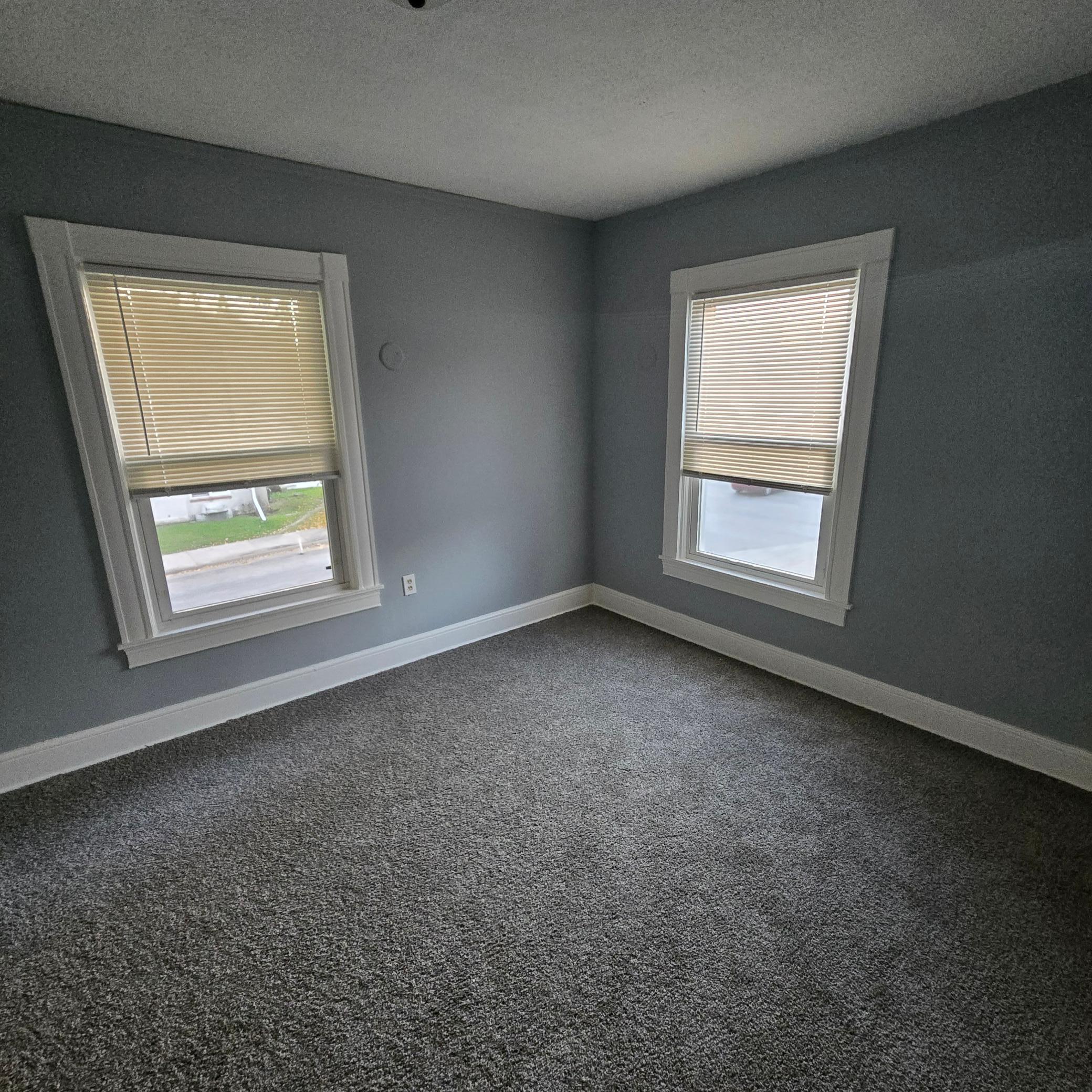 2102 Lyndale Avenue N Property Photo 12