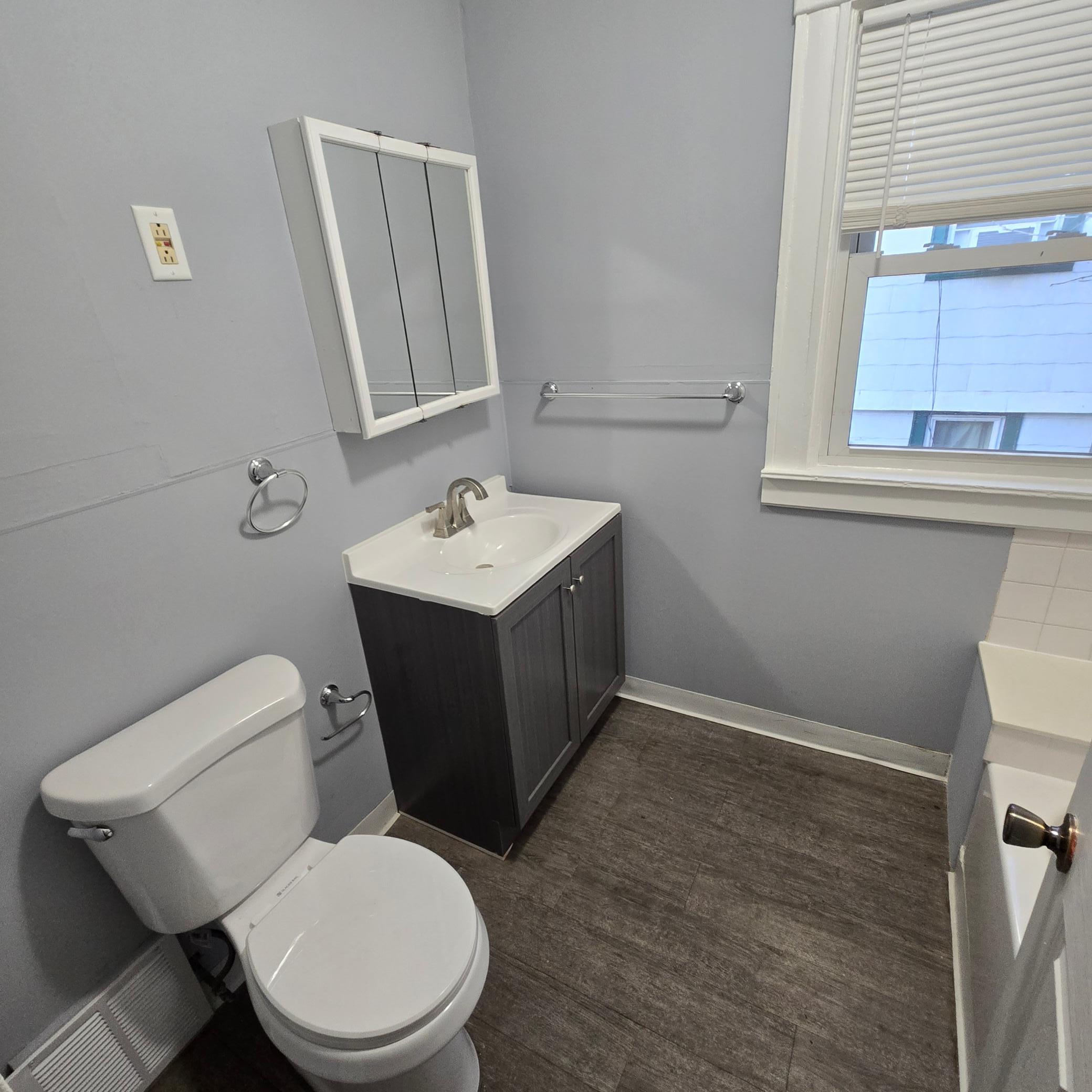 2102 Lyndale Avenue N Property Photo 16