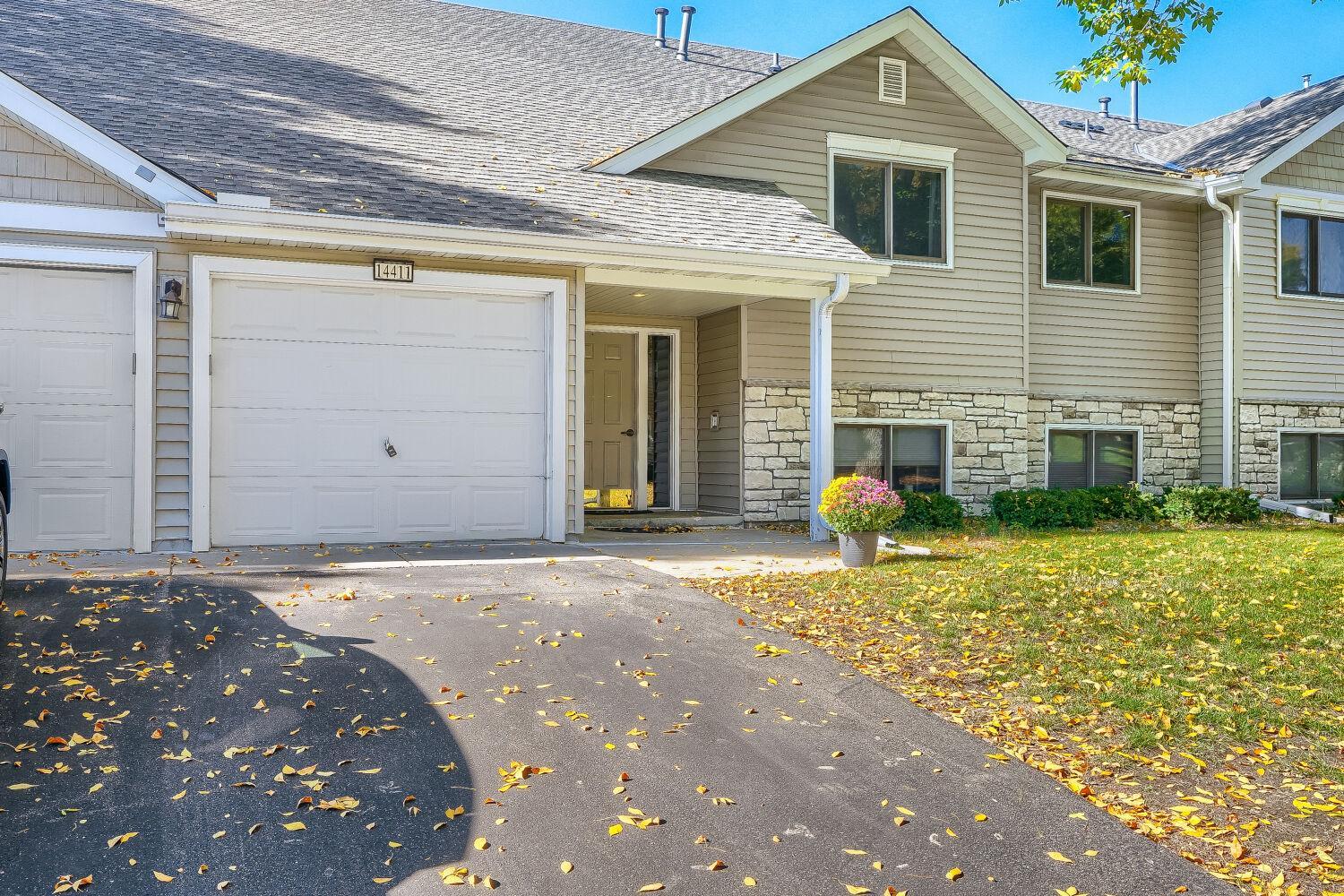 14411 Fairway Drive Property Photo 1