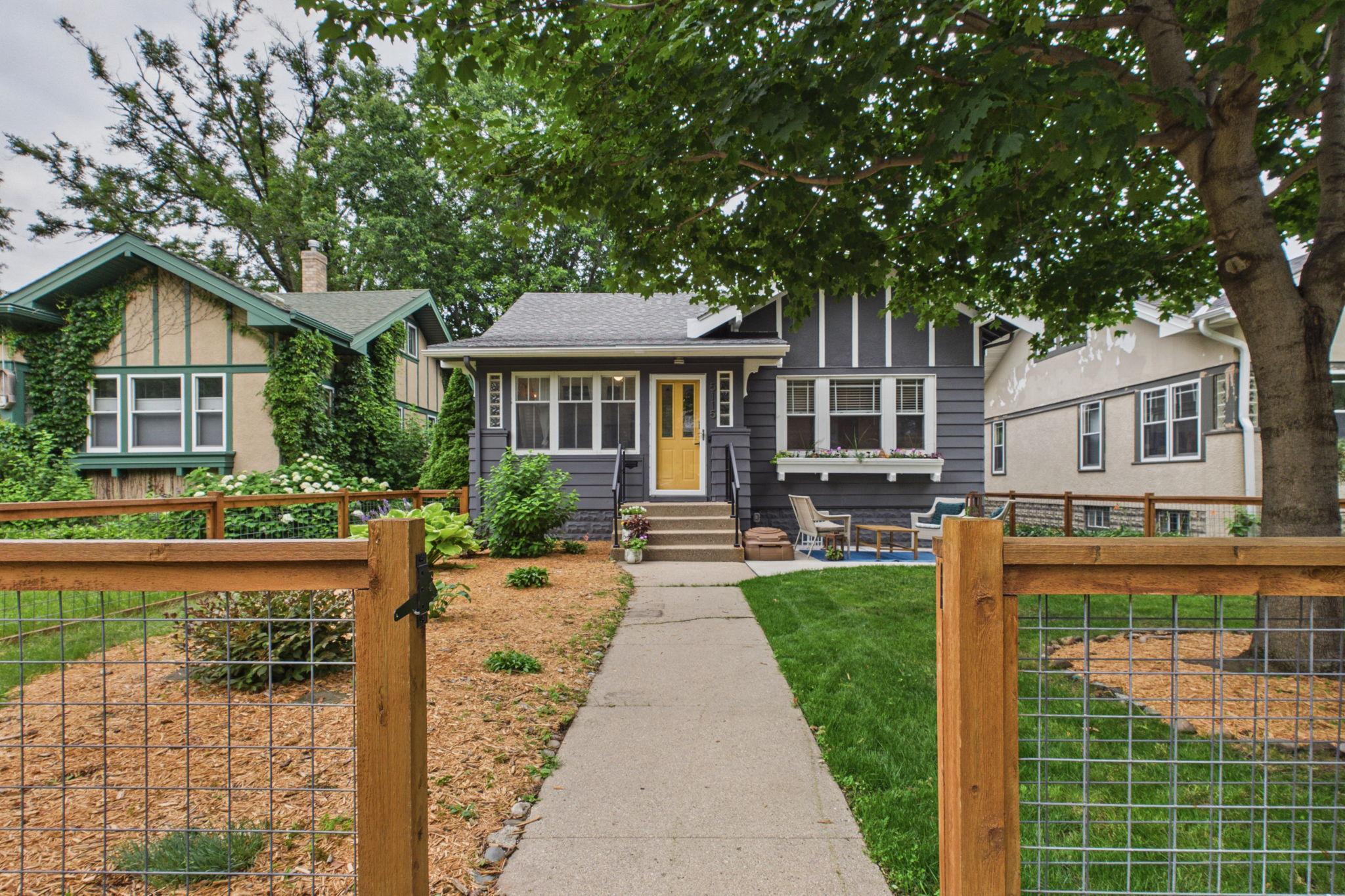 5115 Bloomington Avenue Property Photo 2