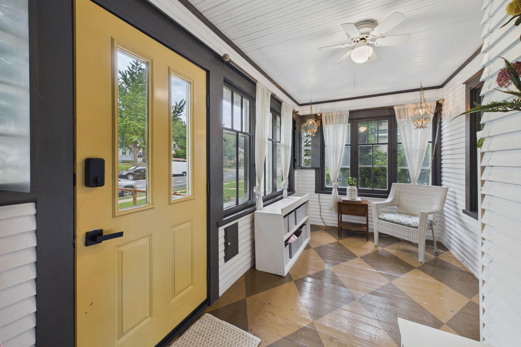 5115 Bloomington Avenue Property Photo 4