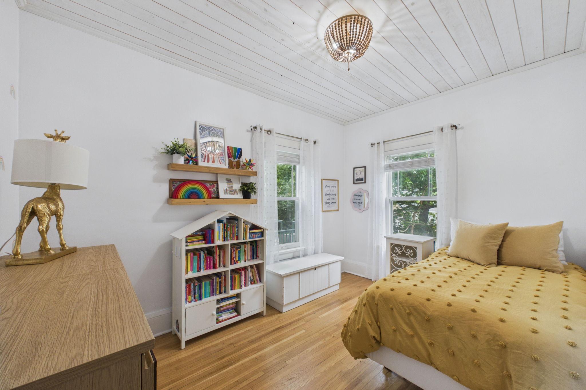 5115 Bloomington Avenue Property Photo 10
