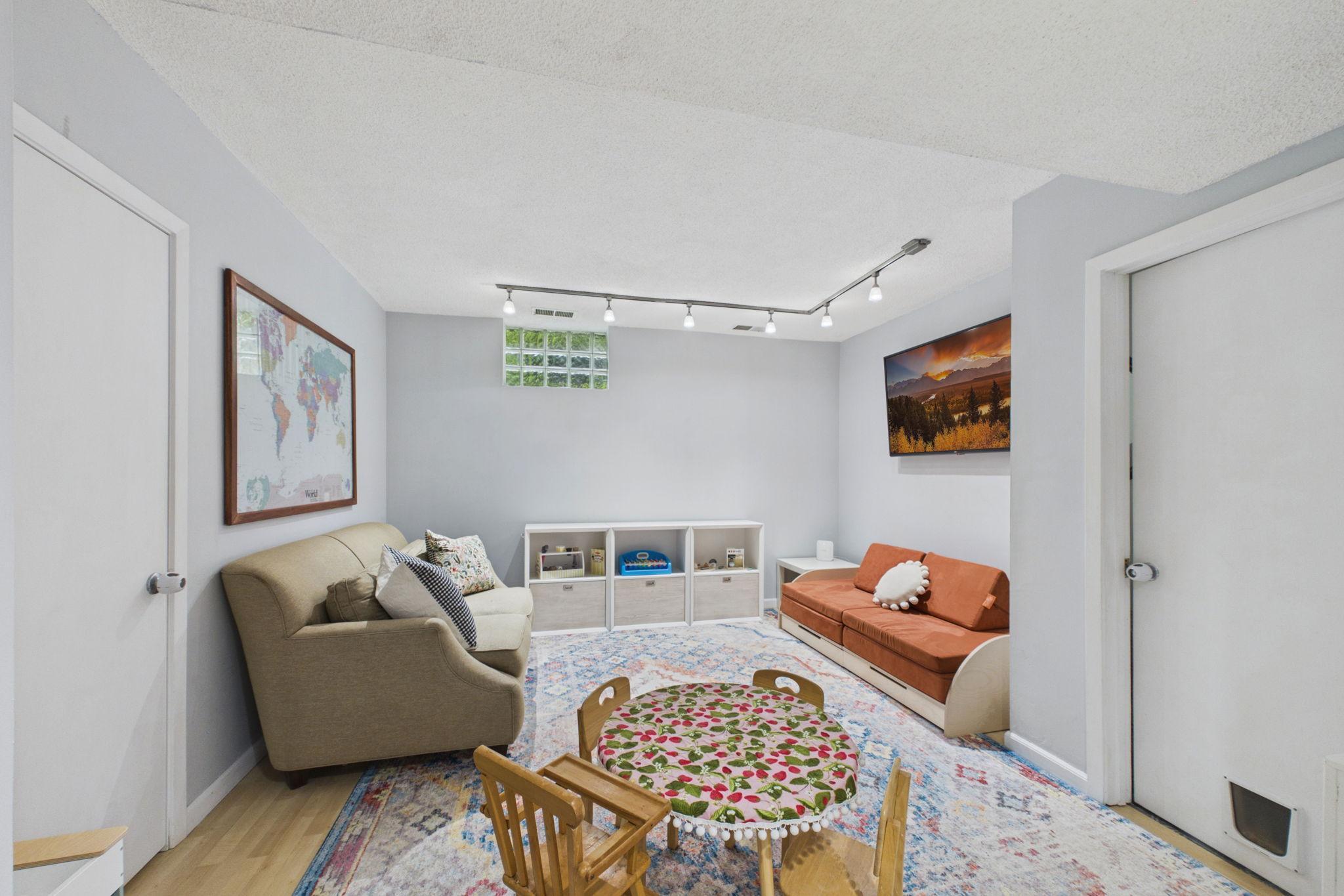 5115 Bloomington Avenue Property Photo 16