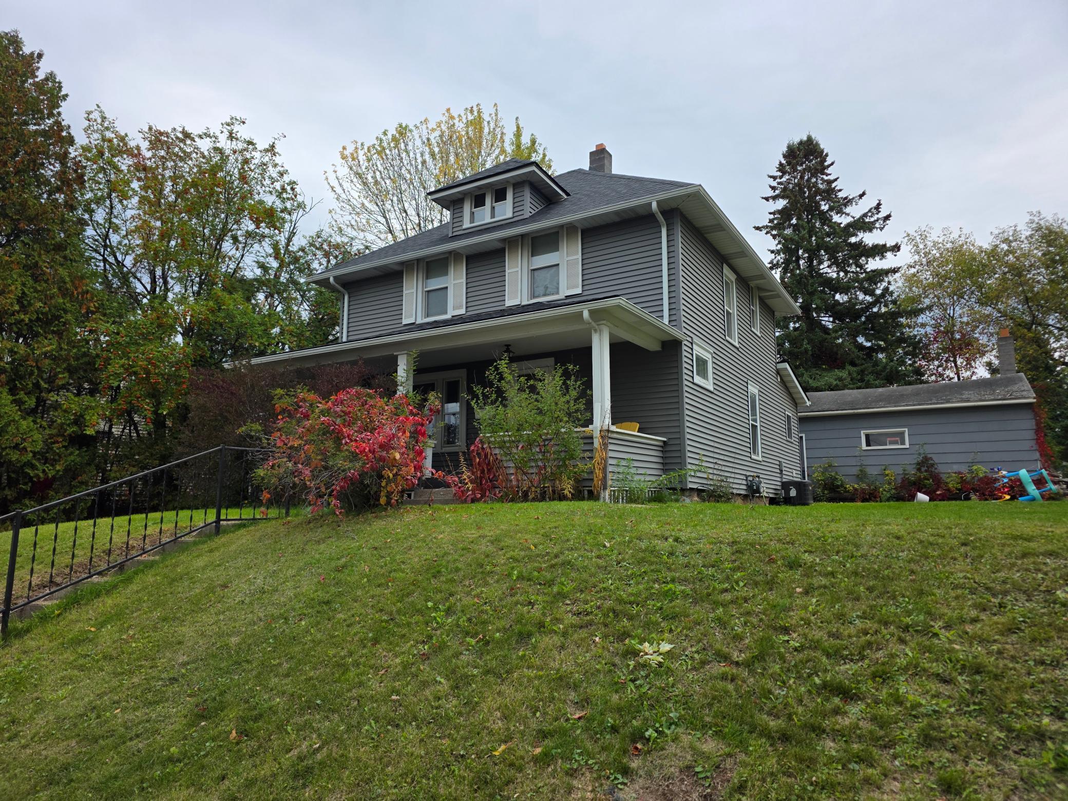 314 16th Street Property Photo 1