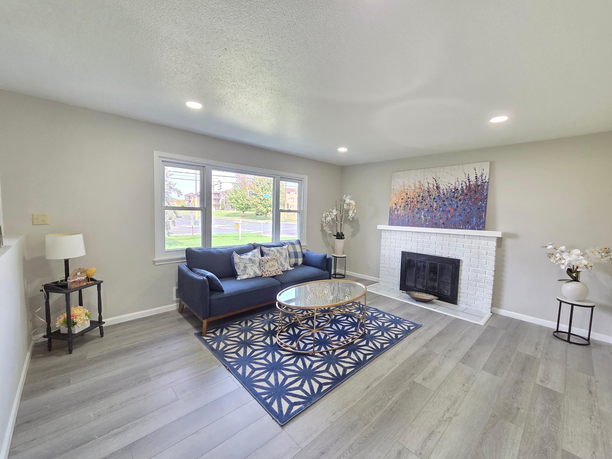 5201 W 84th Street Property Photo 6
