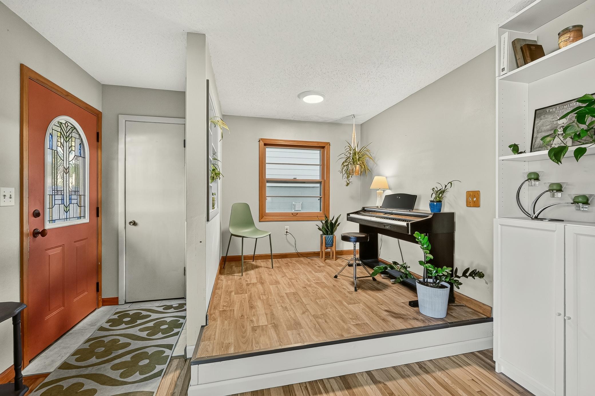 1806 17 1/2 Street Nw Property Photo 2
