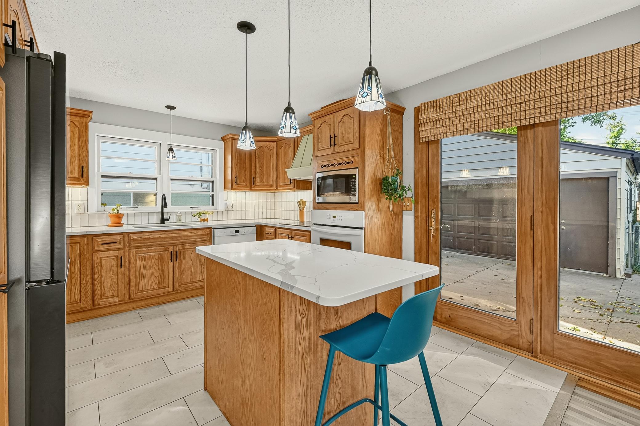 1806 17 1/2 Street Nw Property Photo 9