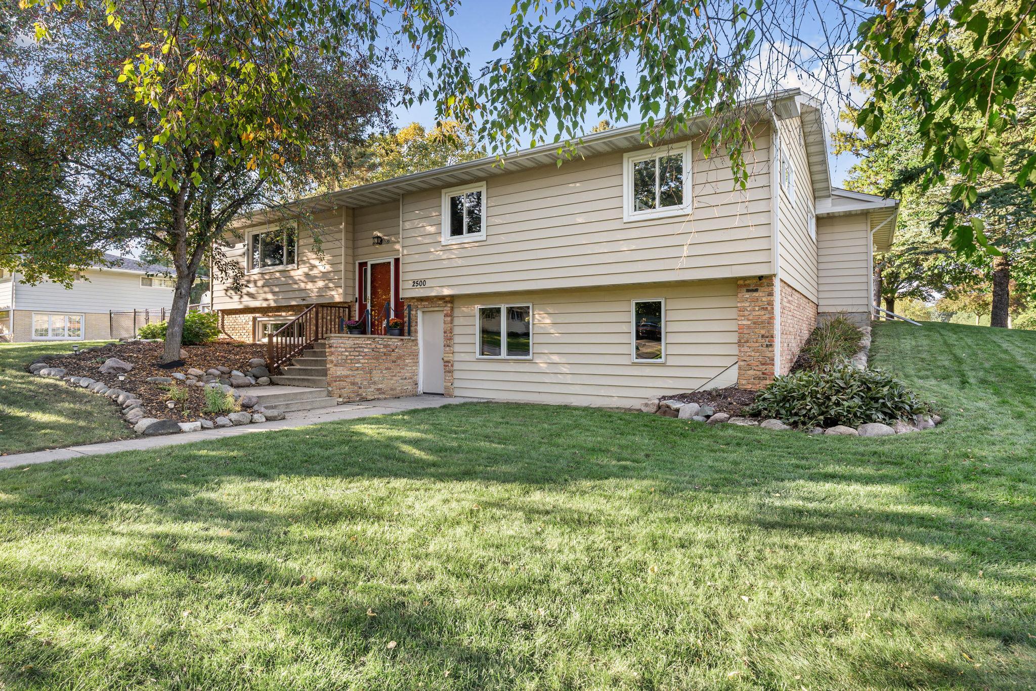 2500 5th Avenue Sw Property Photo 1