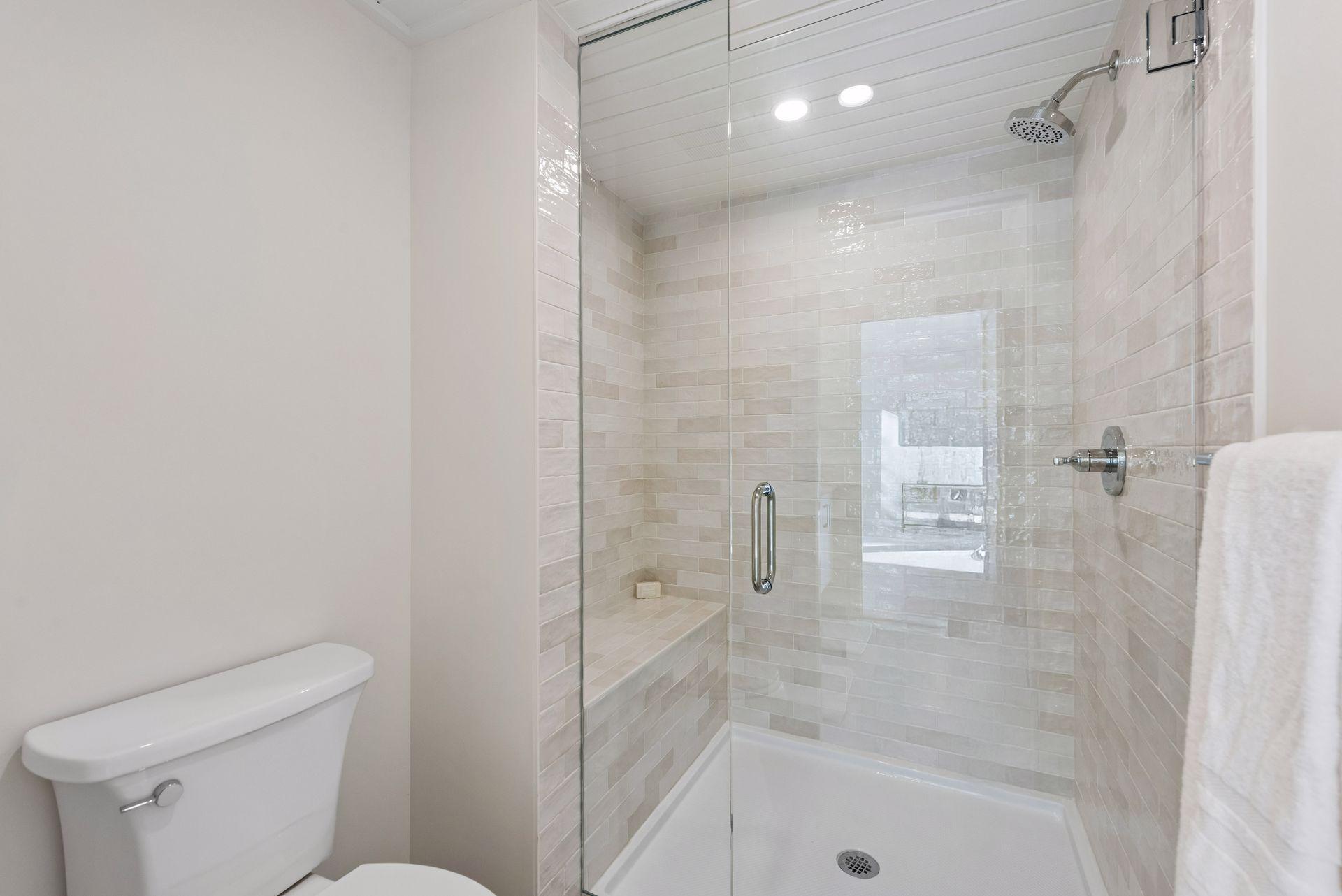 3525 The Mall Property Photo 24