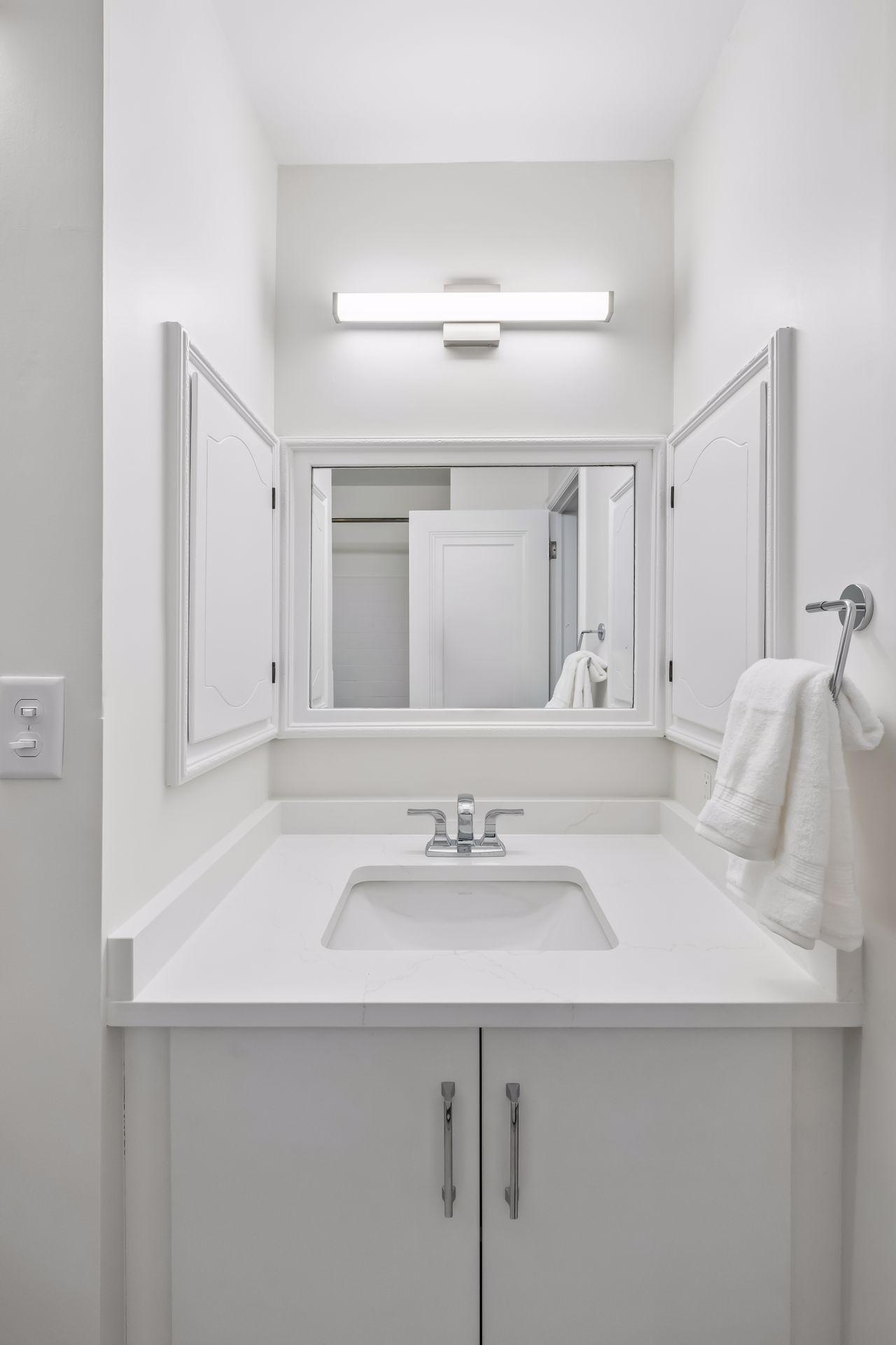 3525 The Mall Property Photo 28