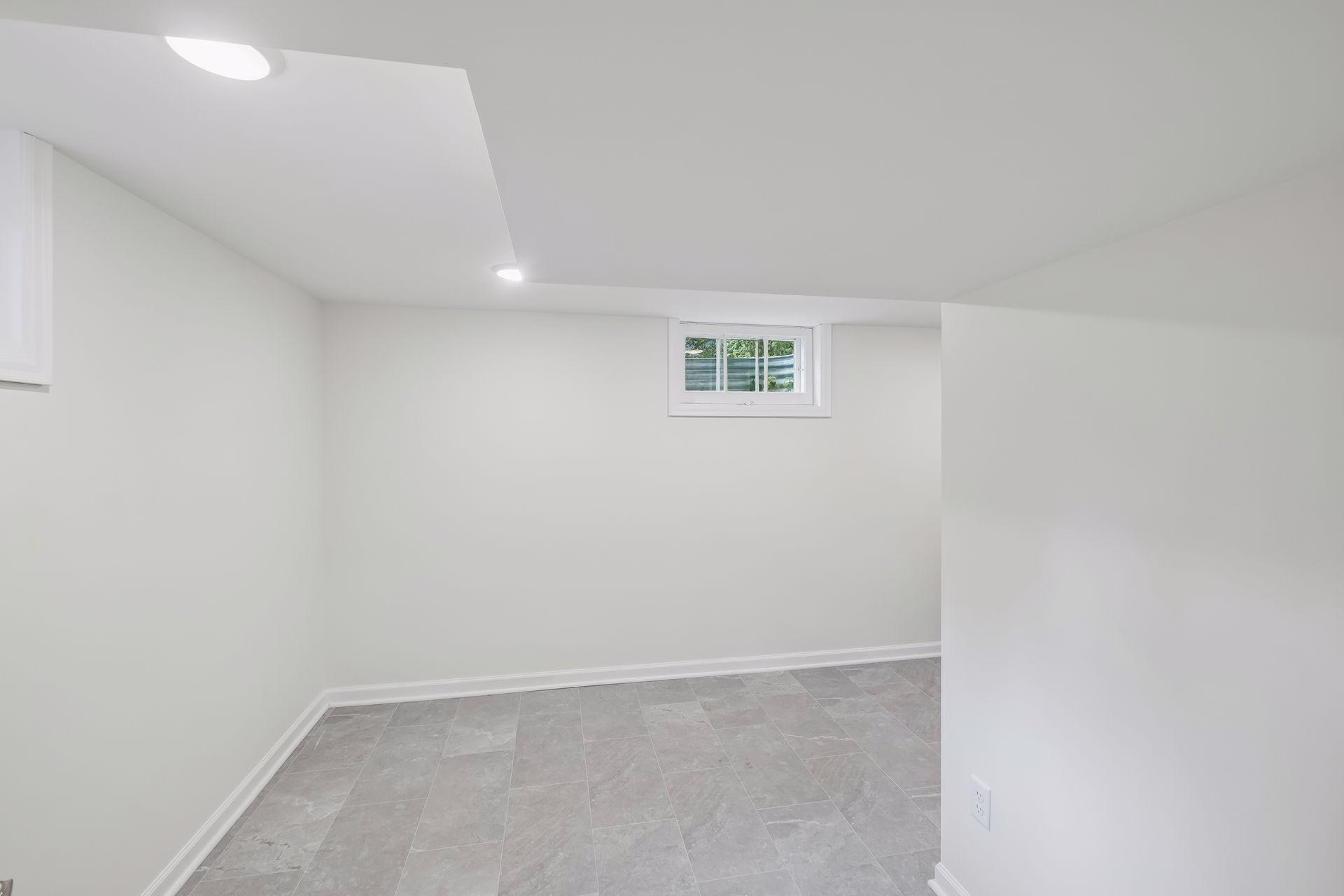 3525 The Mall Property Photo 42