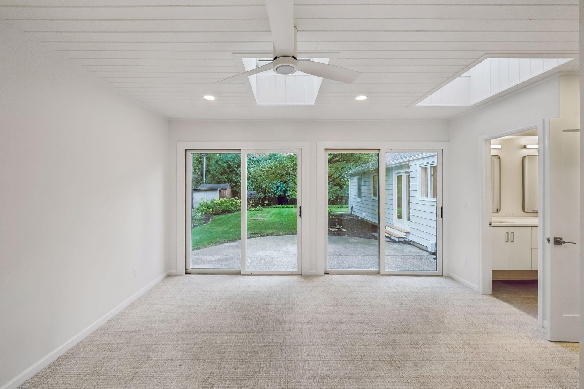 3525 The Mall Property Photo 51