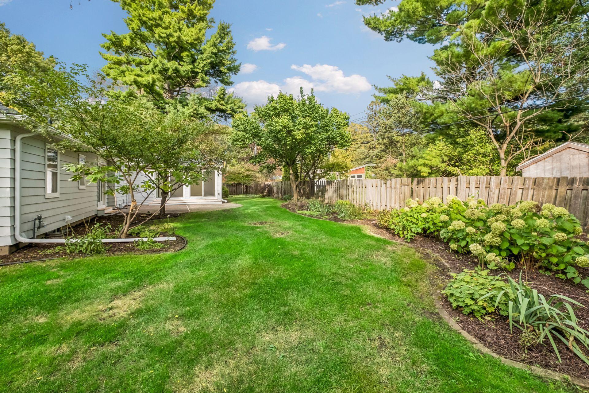 3525 The Mall Property Photo 56