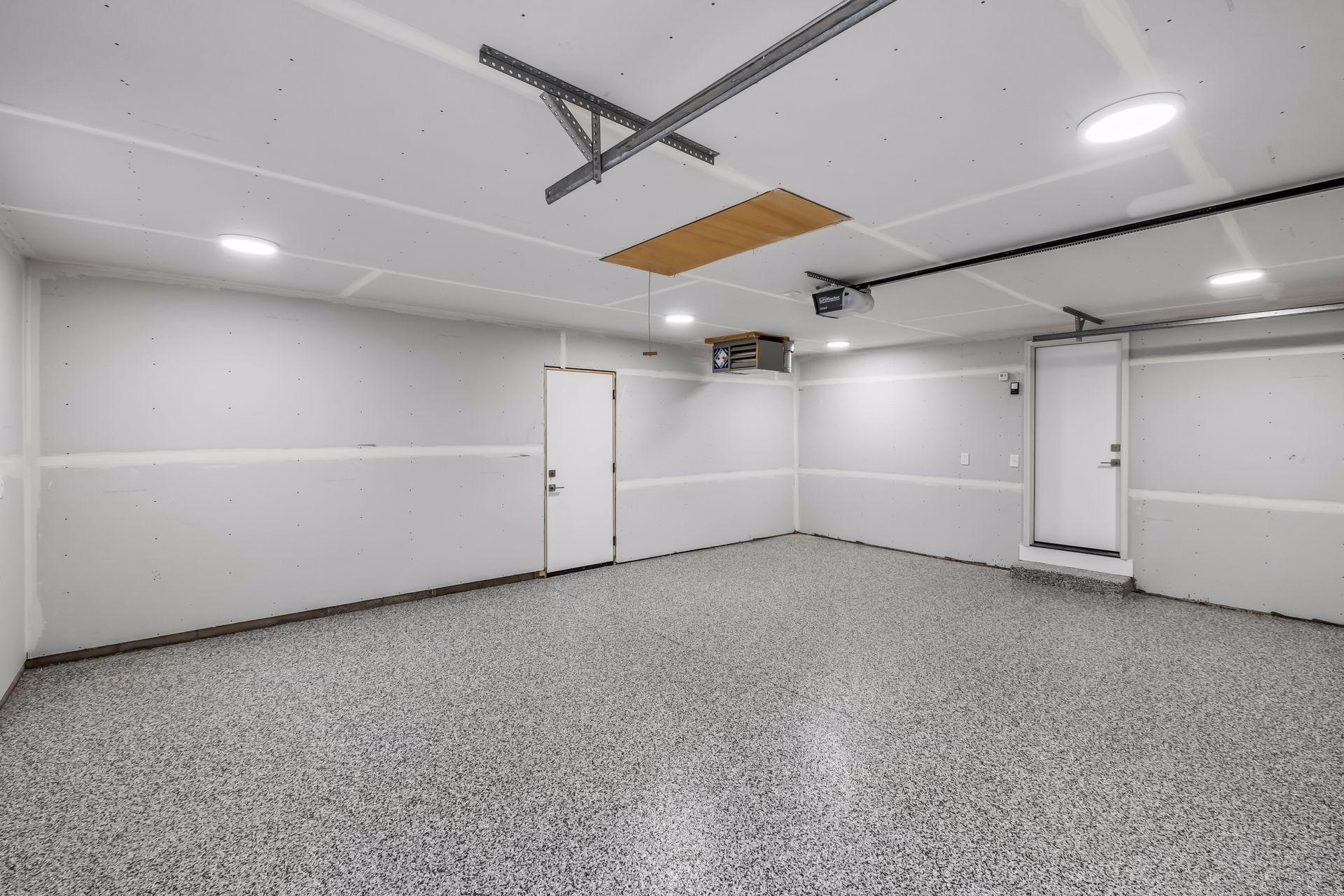 3525 The Mall Property Photo 66