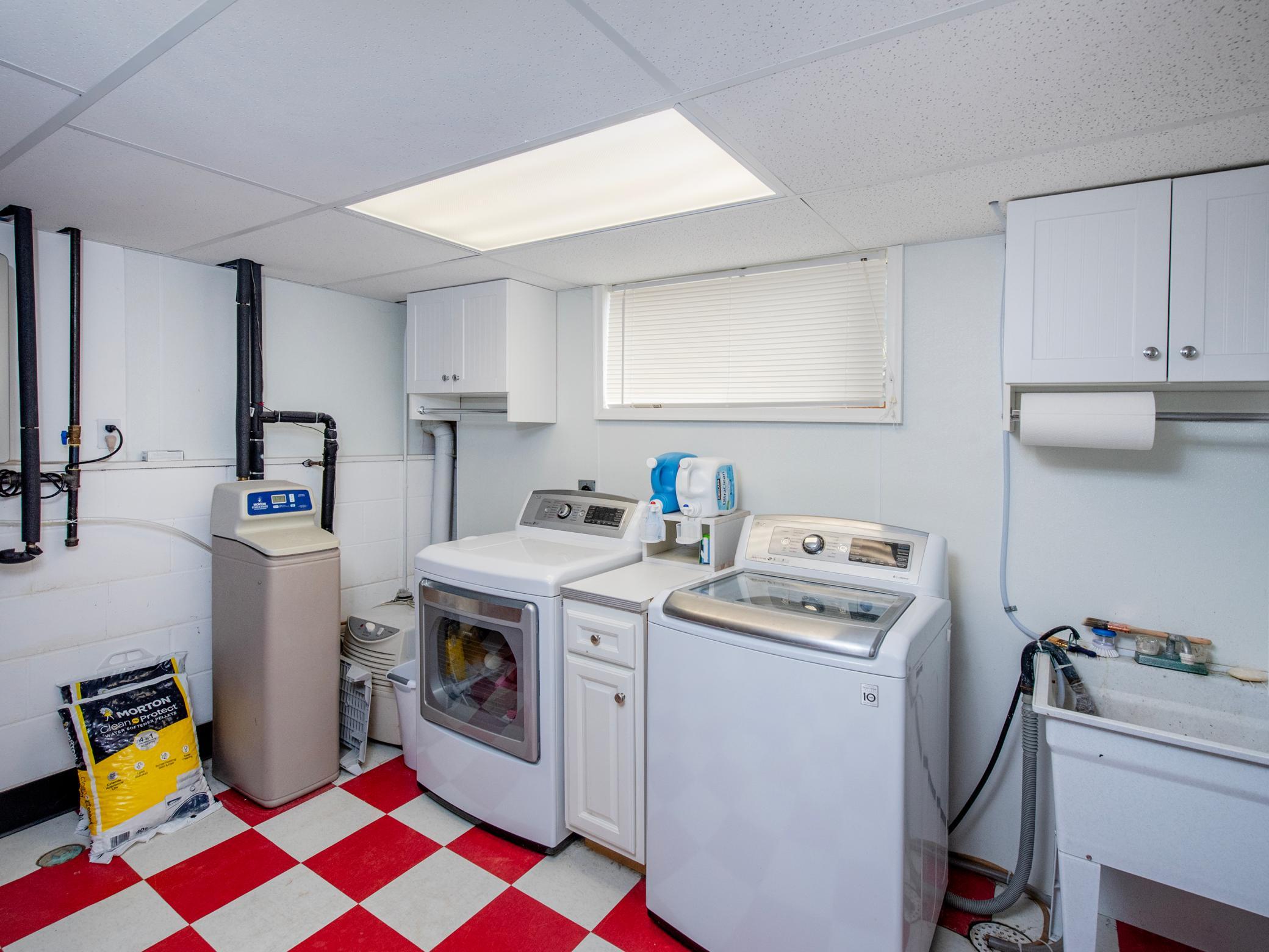 1492 Red Cedar Road Property Photo 30