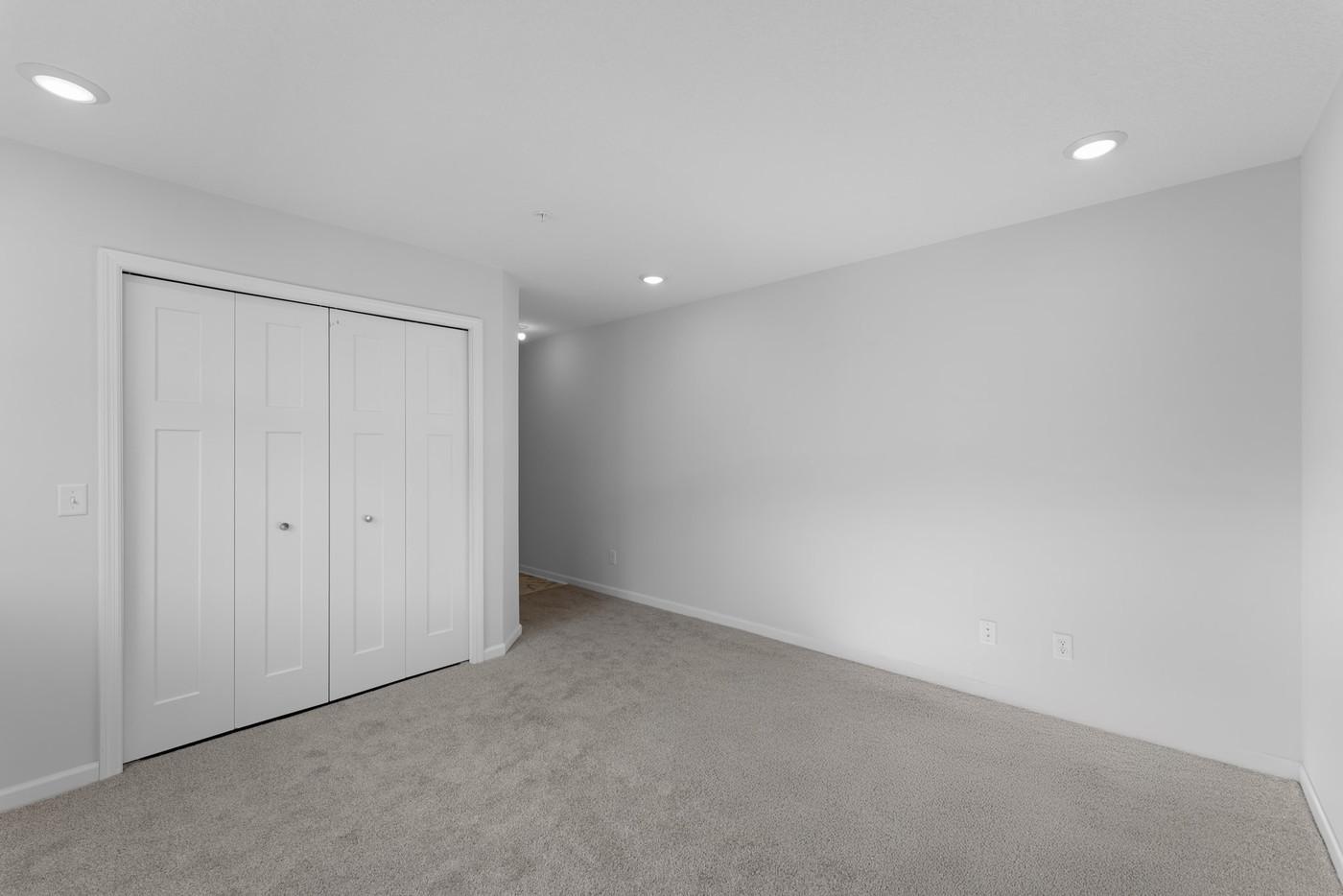 10380 Birchwood Circle Property Photo 2