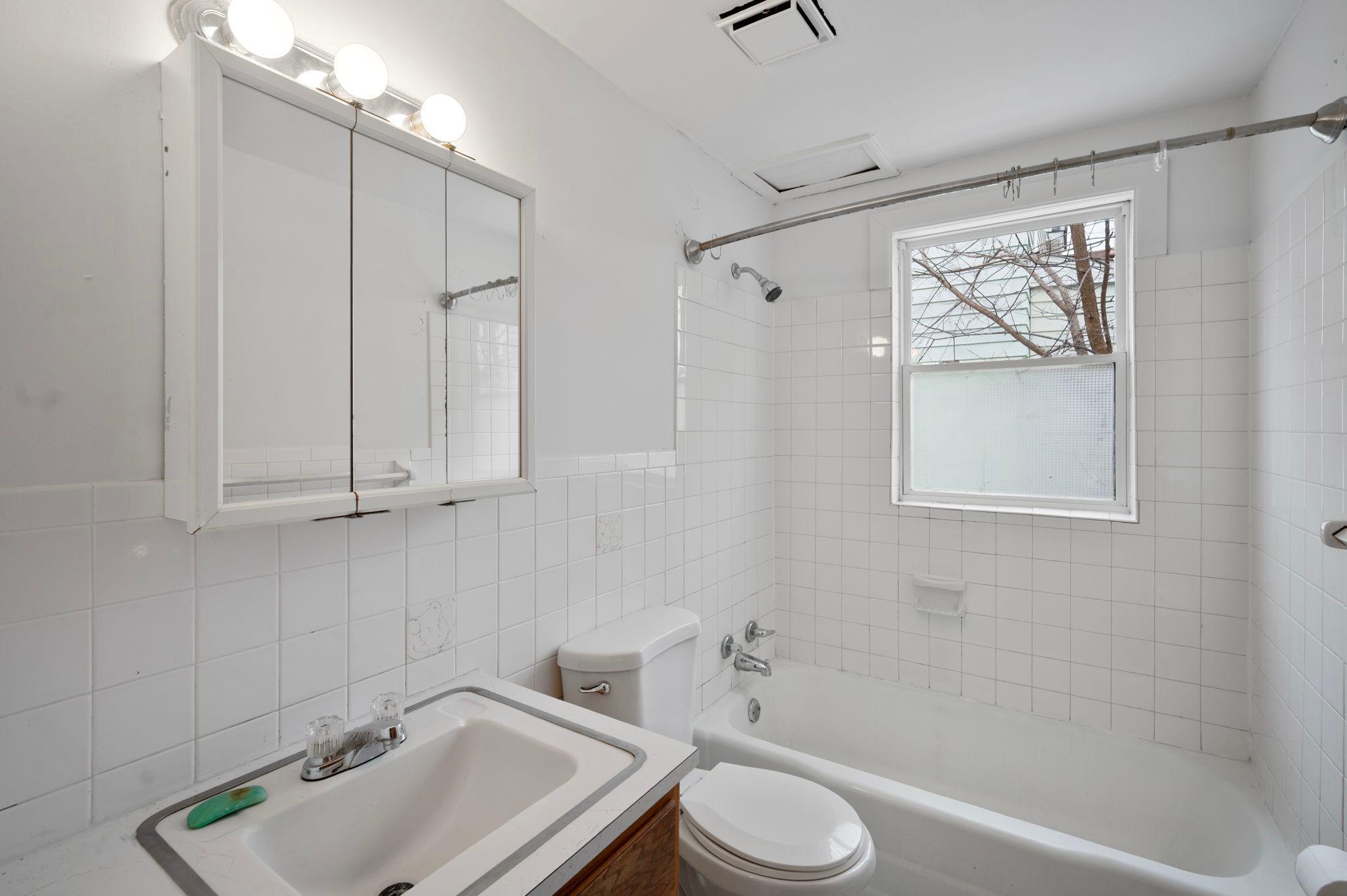 1094 25th Avenue Se Property Photo 15
