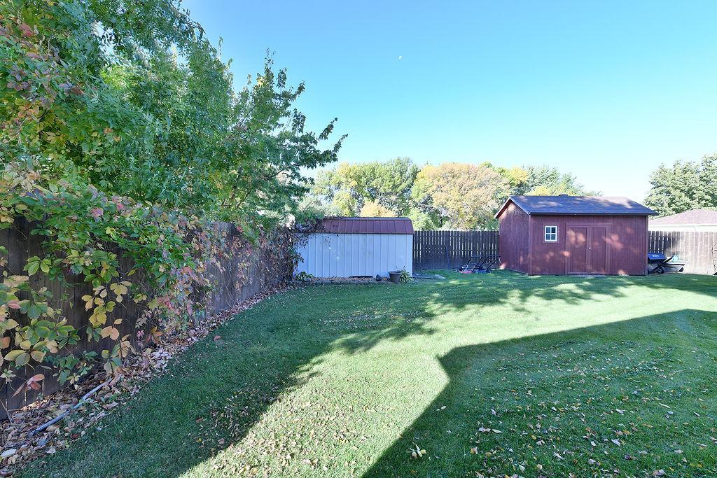 309 1st Avenue E Property Photo 10
