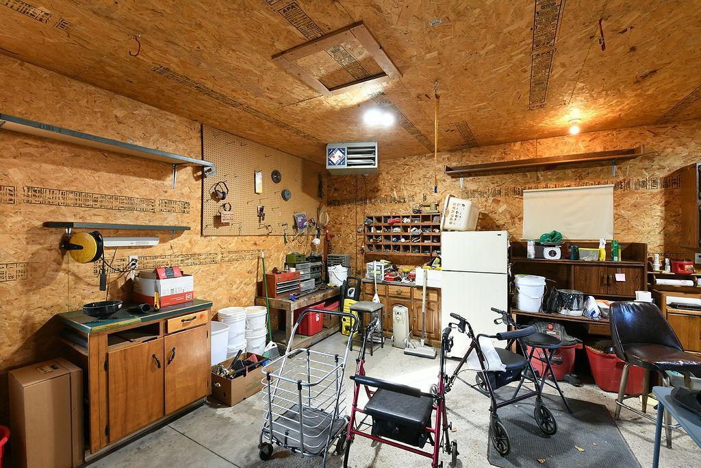 309 1st Avenue E Property Photo 38