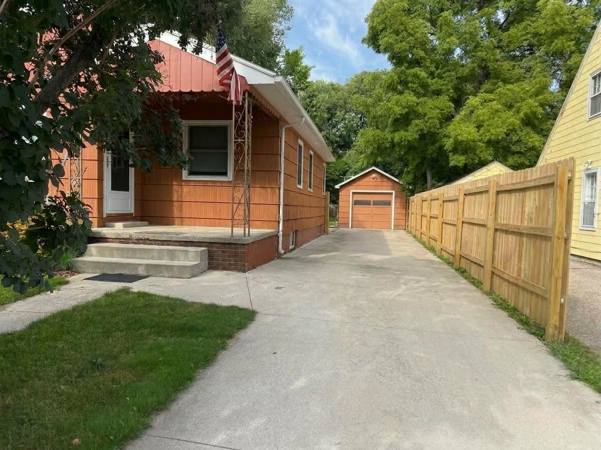 515 9th Street Nw Property Photo 2