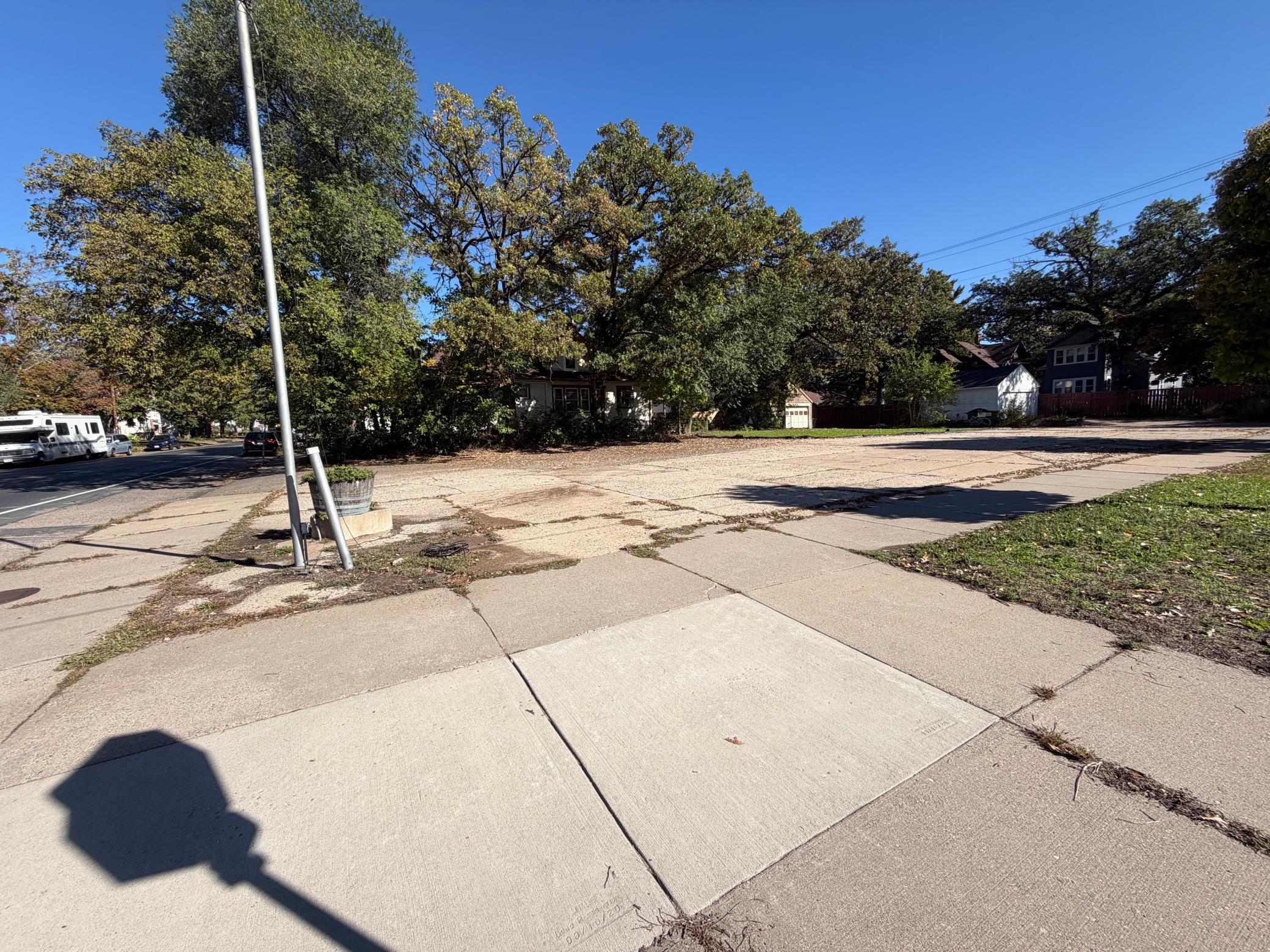 2810 E 50th Street Property Photo 7