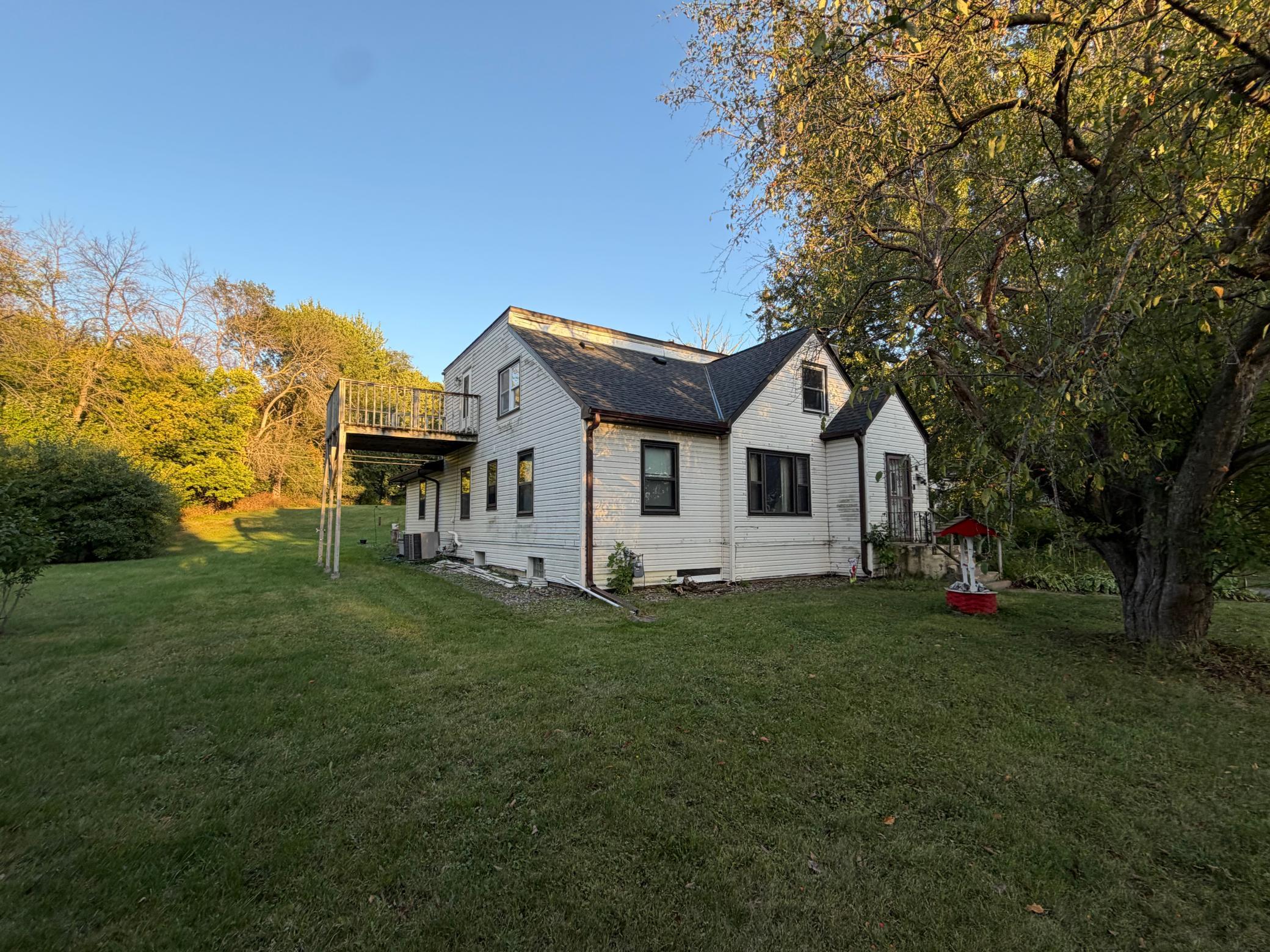 1836 Kennard Street Property Photo 1