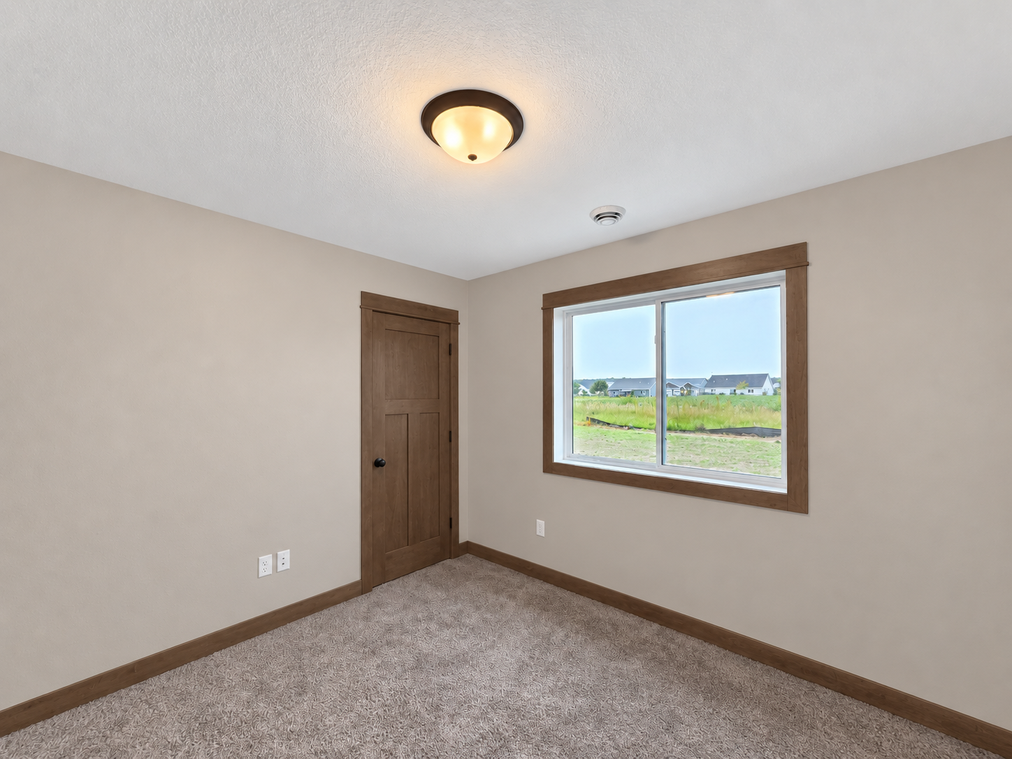 316 Falcon Run Property Photo 16