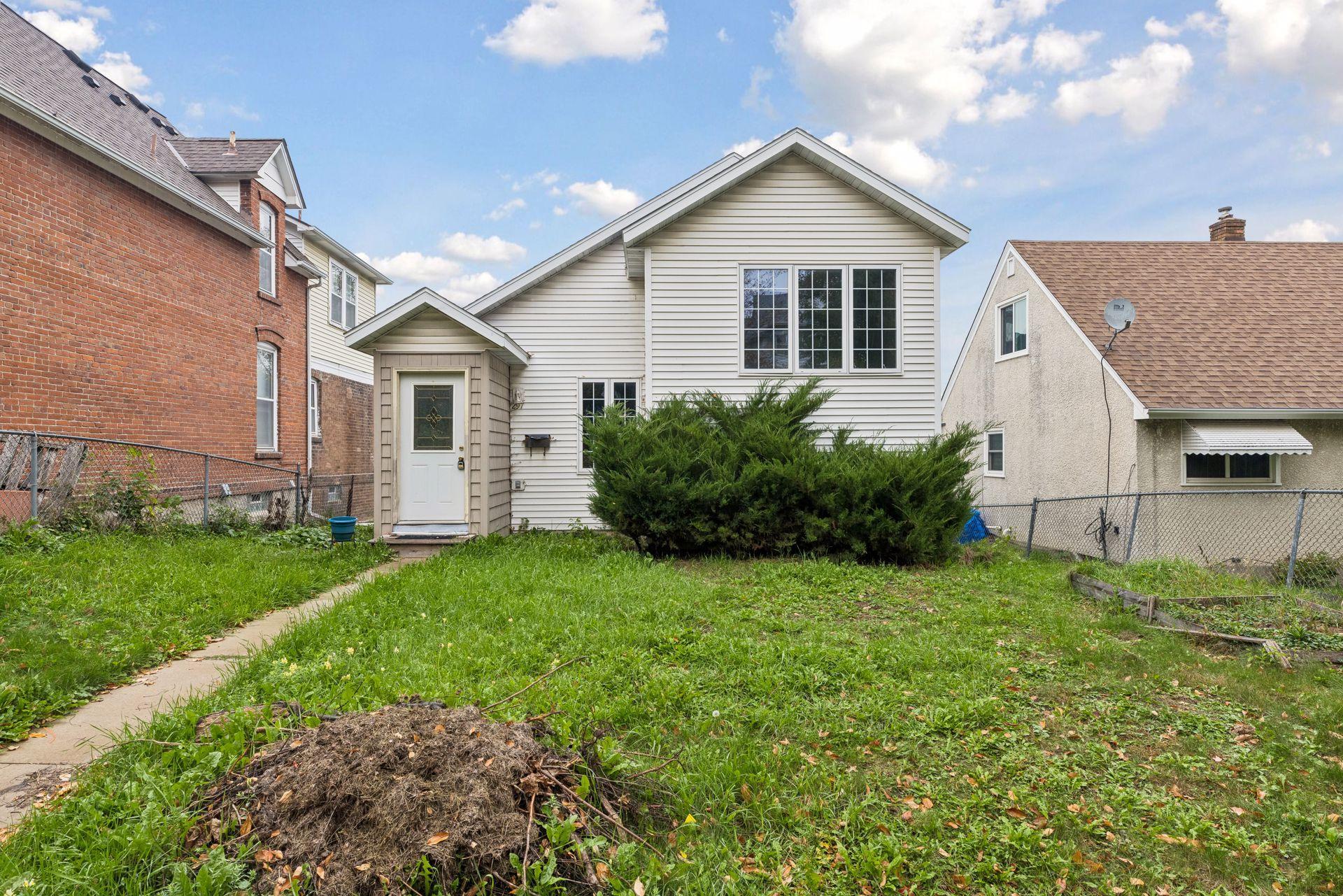 297 Morton Street E Property Photo 1