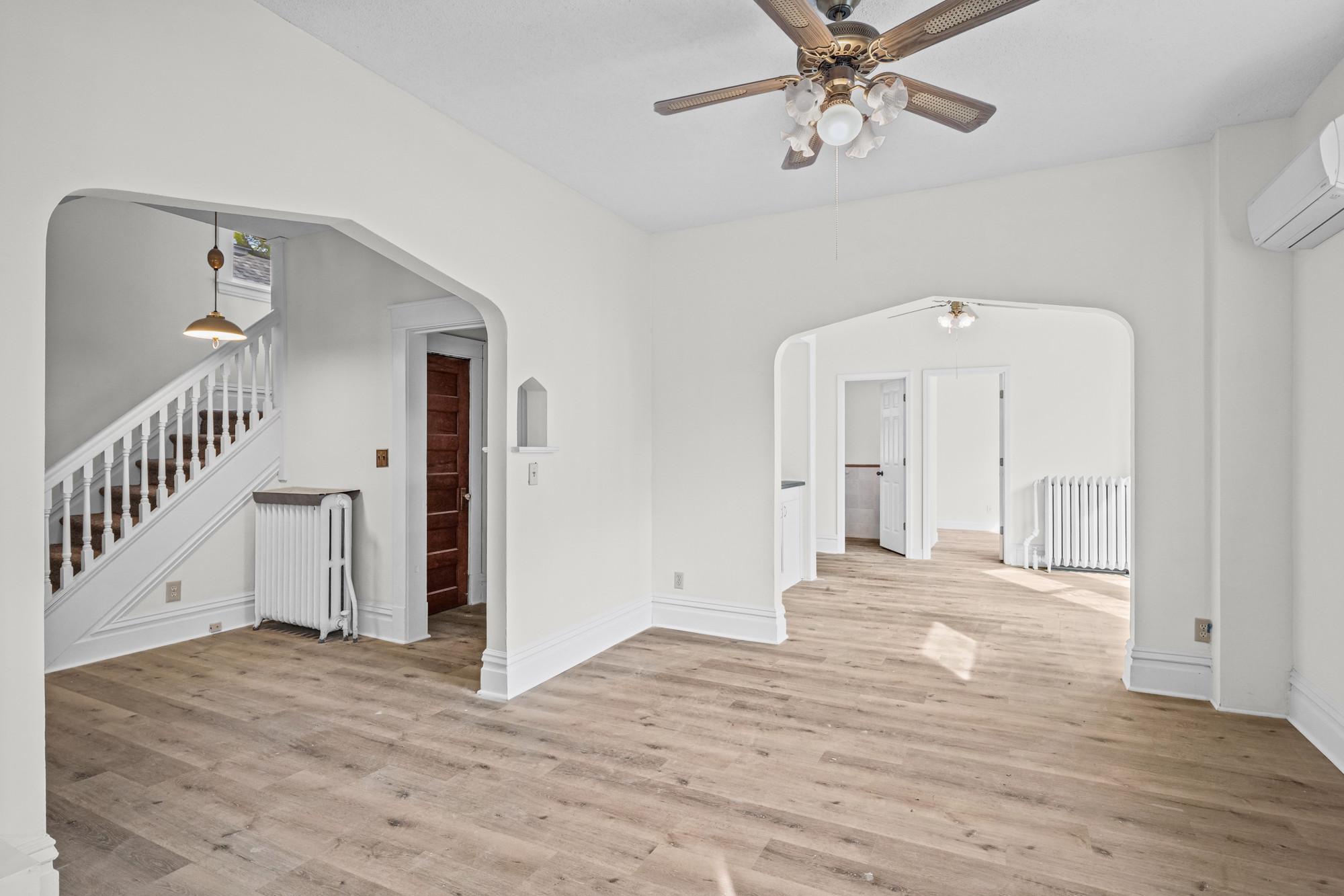 1227 Thomas Avenue Property Photo 9