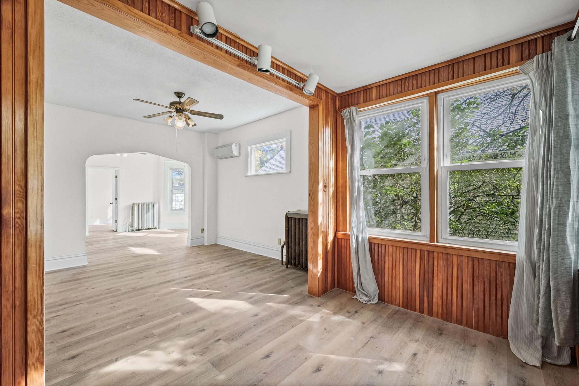 1227 Thomas Avenue Property Photo 12