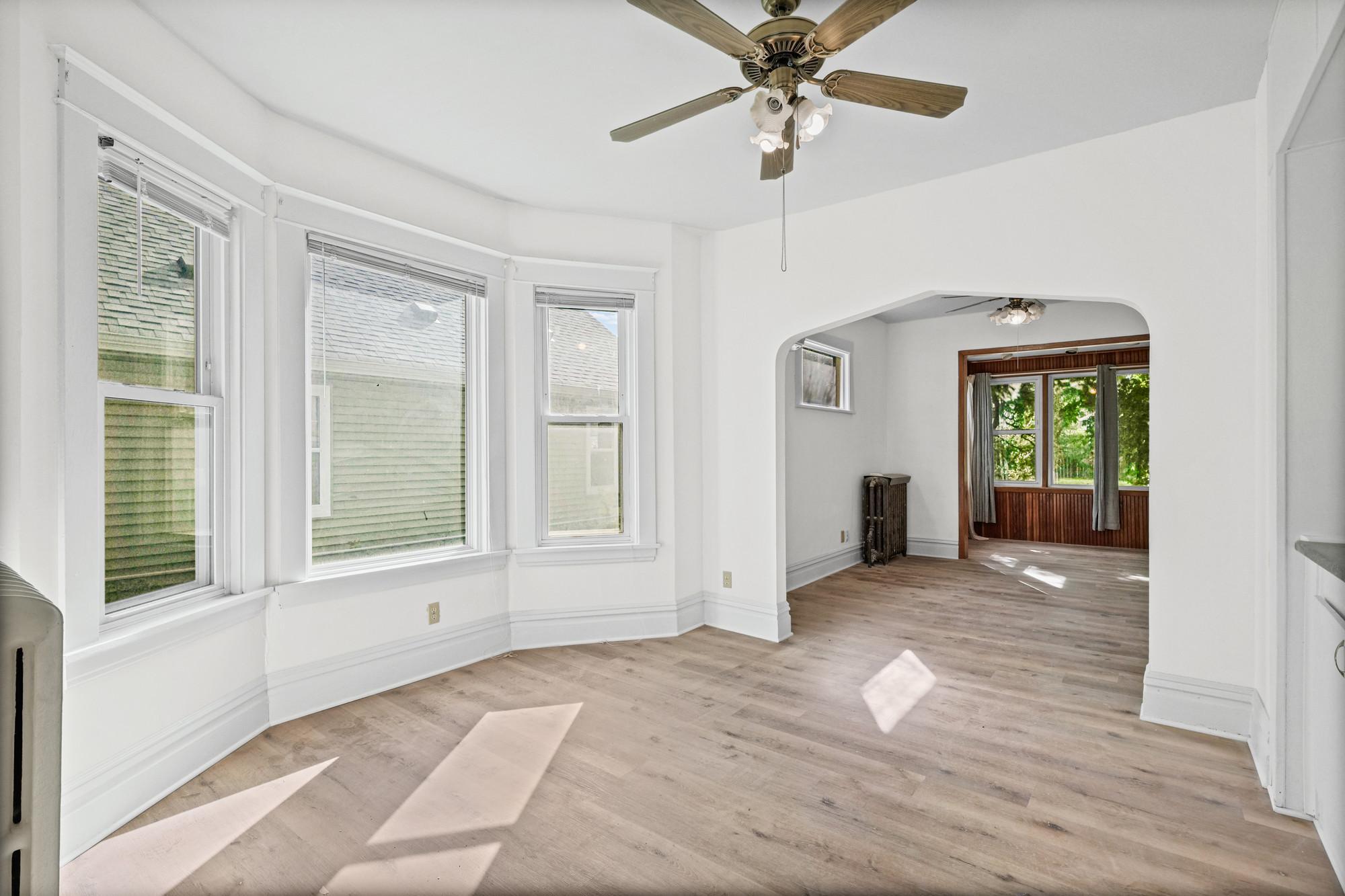 1227 Thomas Avenue Property Photo 16