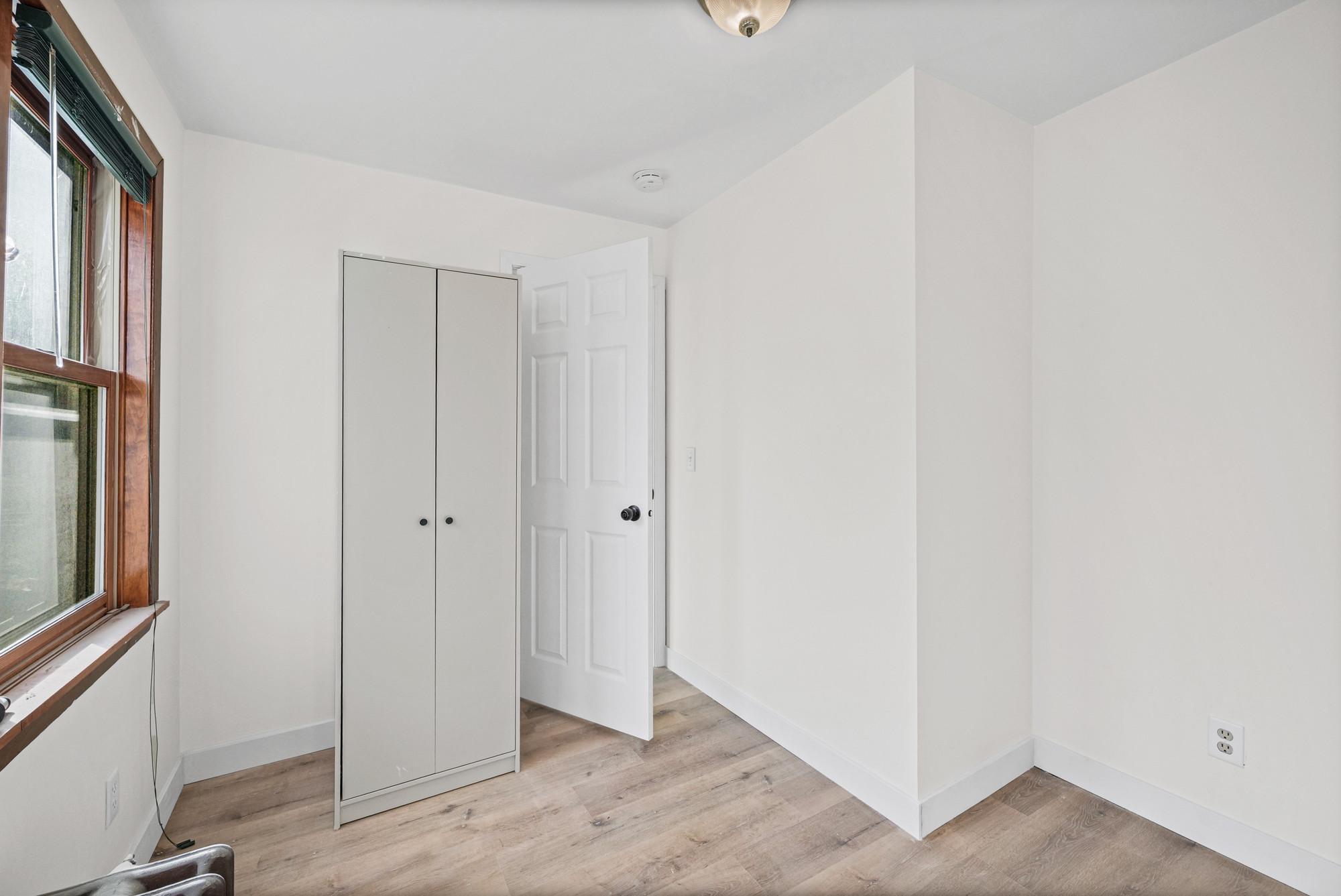 1227 Thomas Avenue Property Photo 18