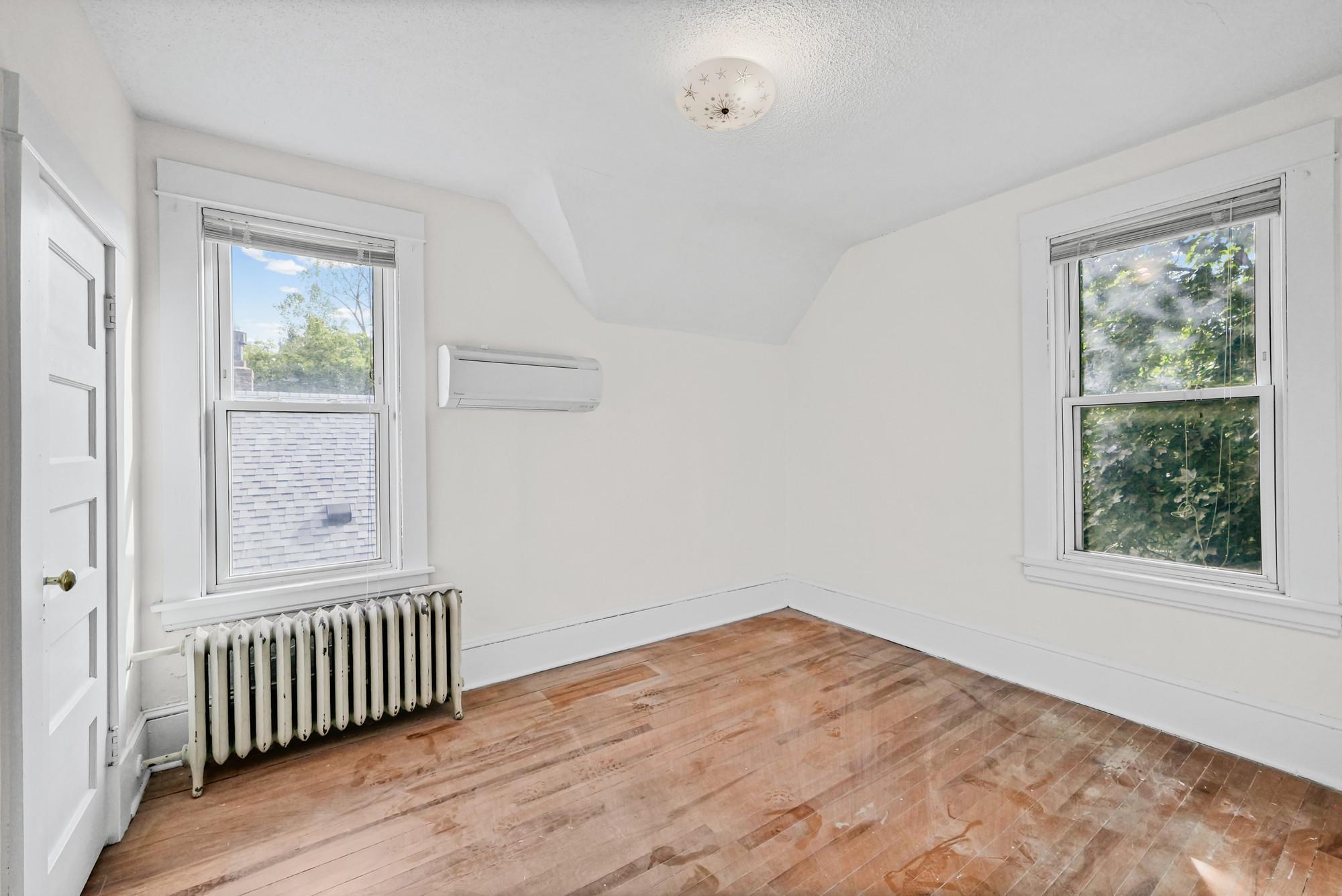 1227 Thomas Avenue Property Photo 28