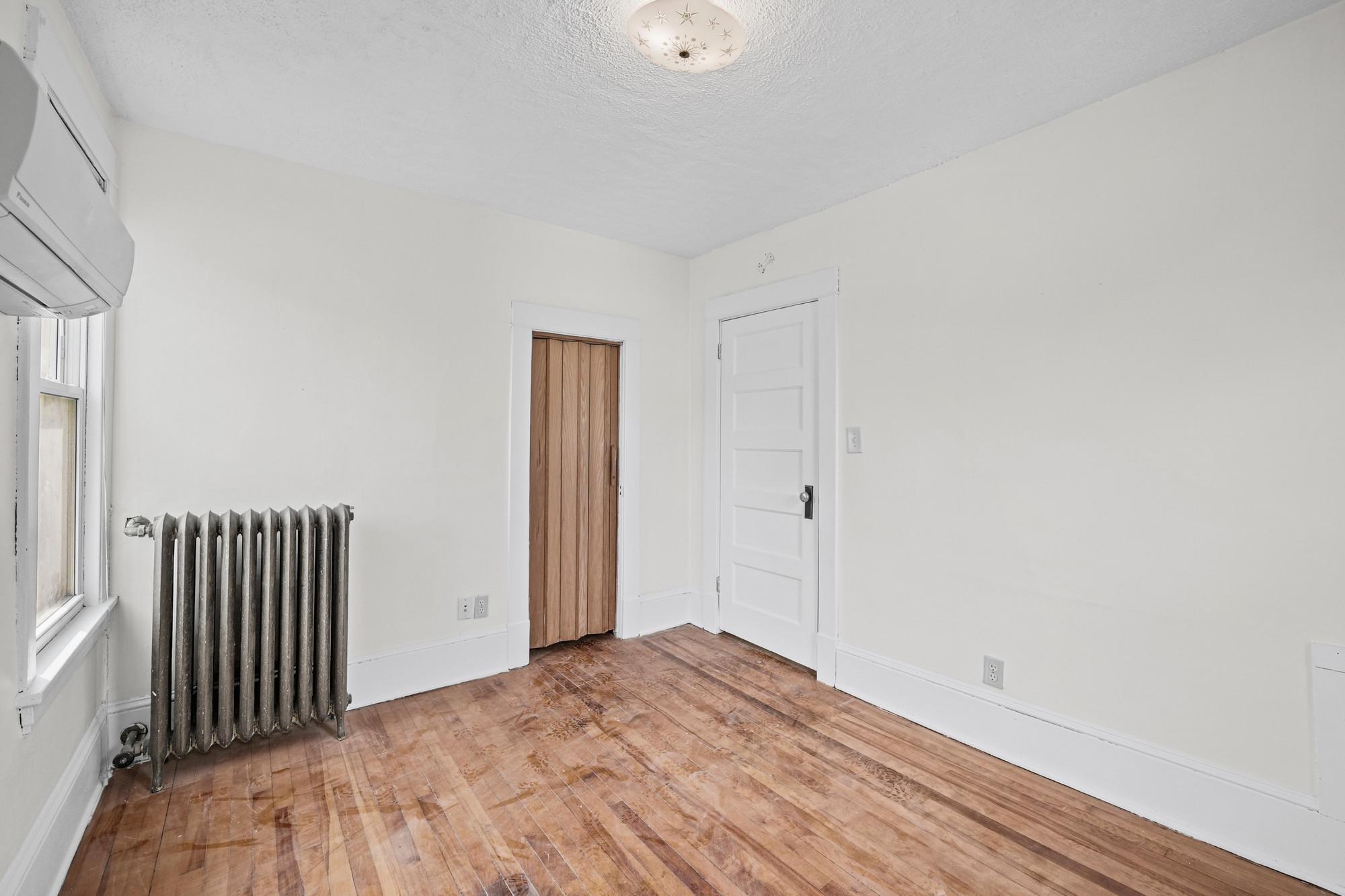 1227 Thomas Avenue Property Photo 32