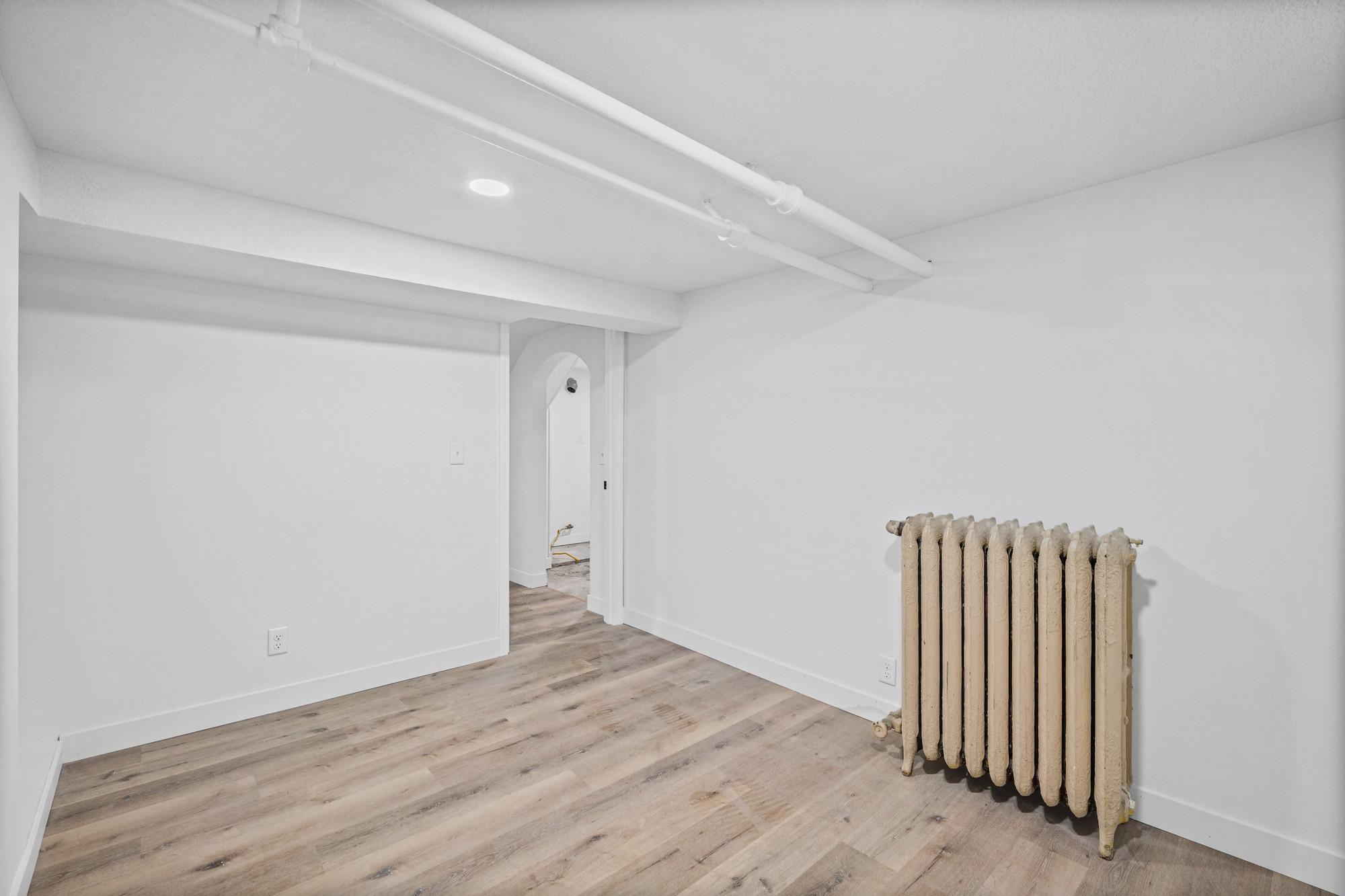 1227 Thomas Avenue Property Photo 39