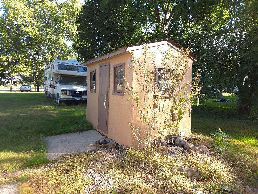 206 E Depue Avenue Property Photo 9
