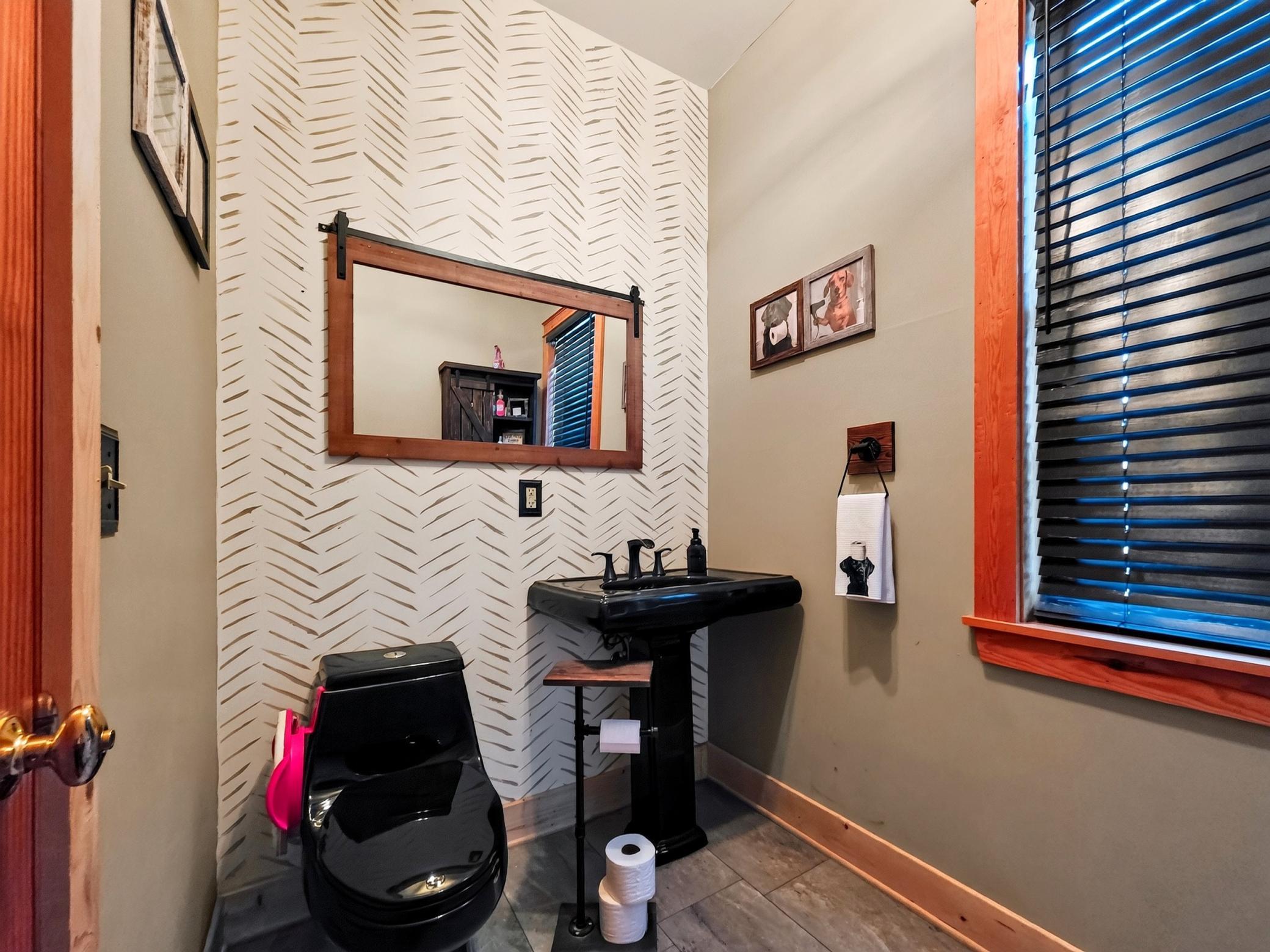 136 1st Street Property Photo 16