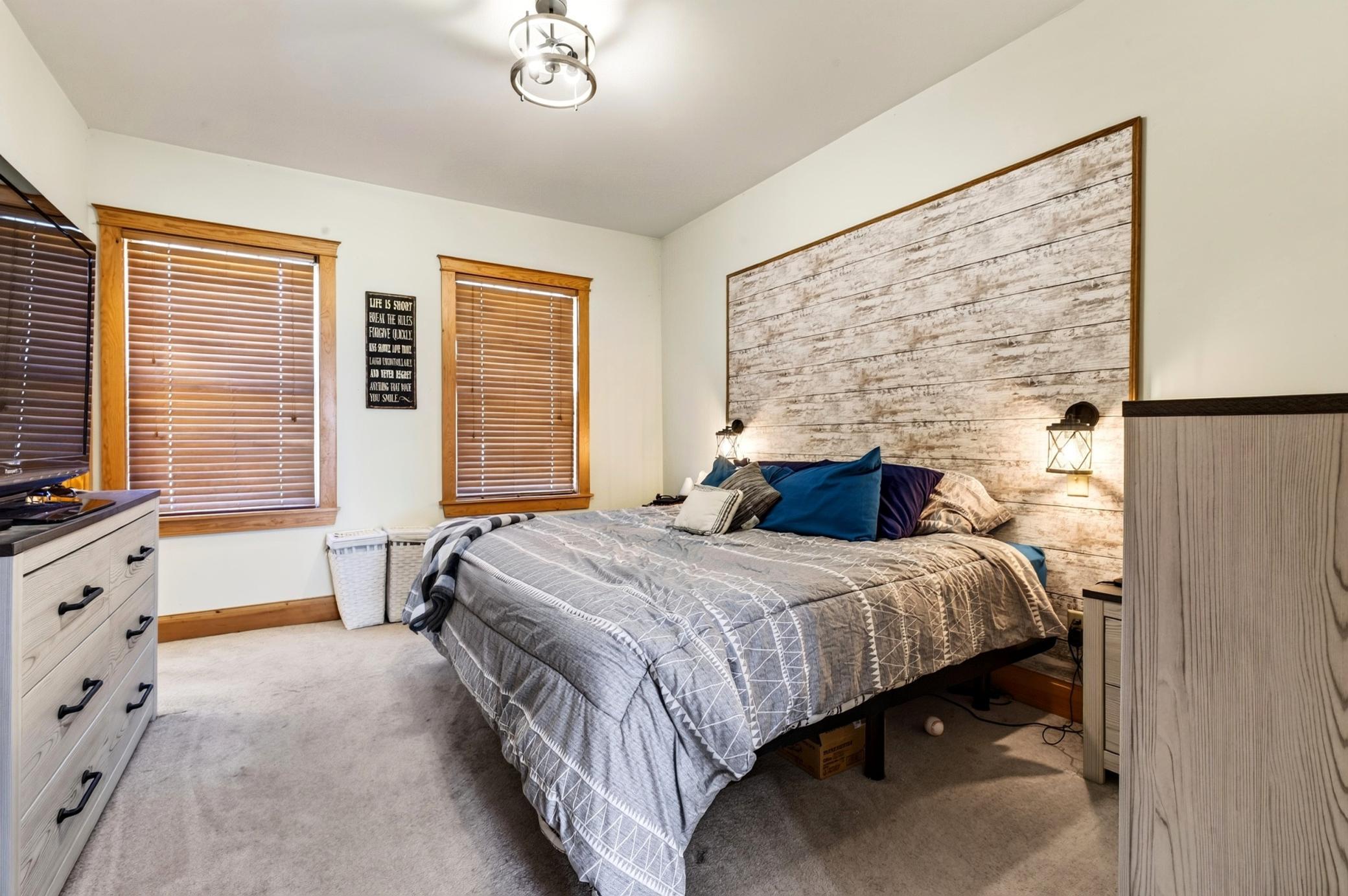 136 1st Street Property Photo 17