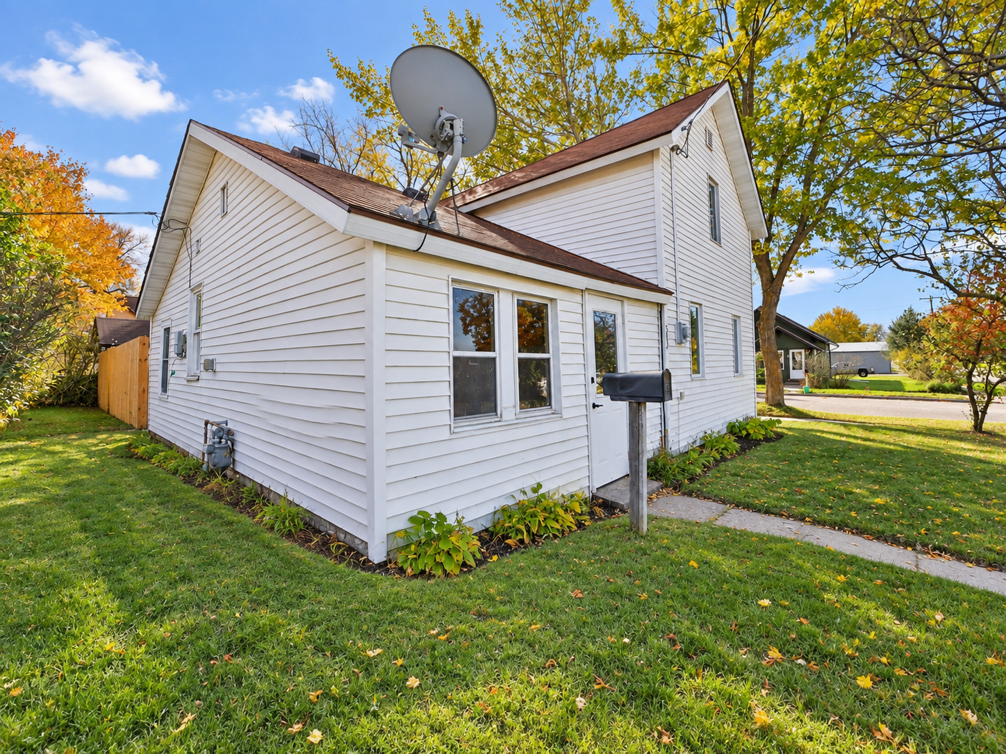 502 Wisconsin Avenue Se Property Photo 1