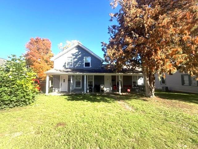 517 7th Street E Property Photo 1