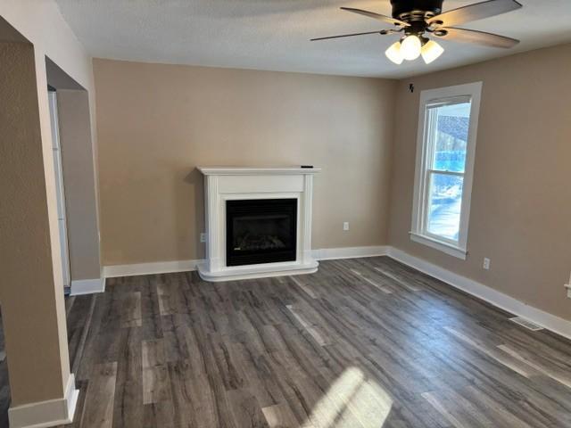 517 7th Street E Property Photo 4