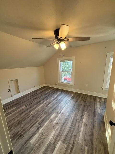 517 7th Street E Property Photo 12