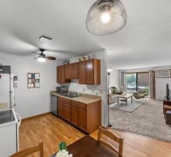 4 Pine Tree Drive 212 Property Photo 6
