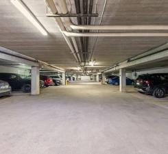 4 Pine Tree Drive 212 Property Photo 11