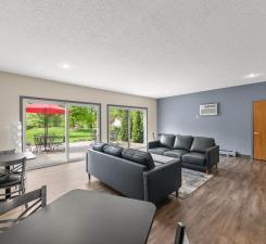4 Pine Tree Drive 212 Property Photo 13