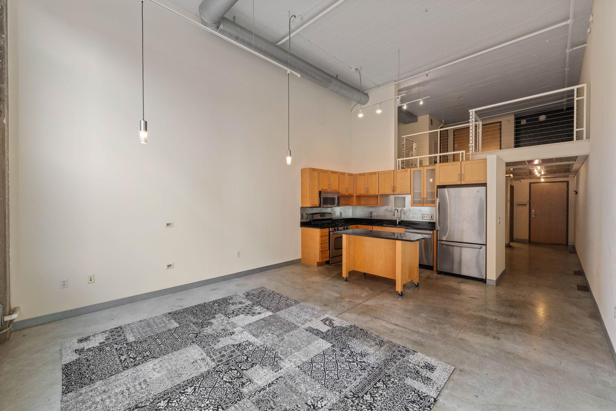 250 Park Avenue 215 Property Photo 1