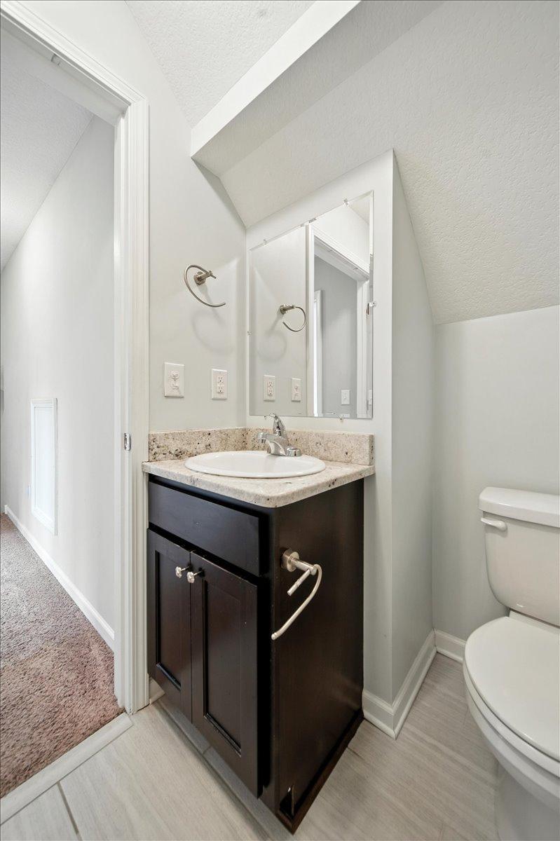 600 W 32nd Street 4 Property Photo 18