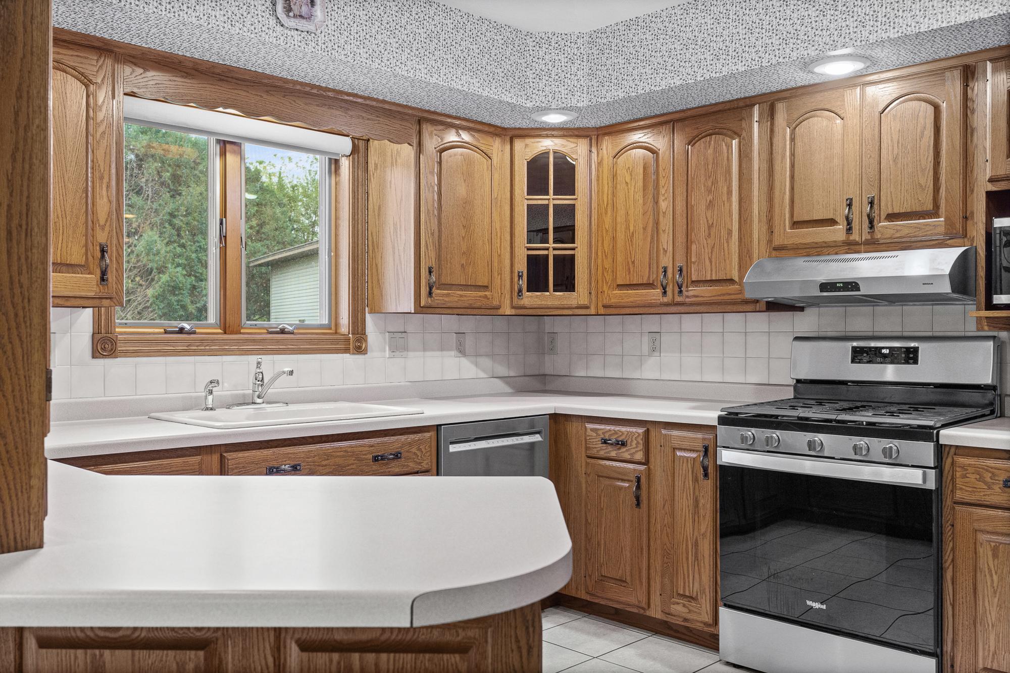 525 S 14th Street Property Photo 2